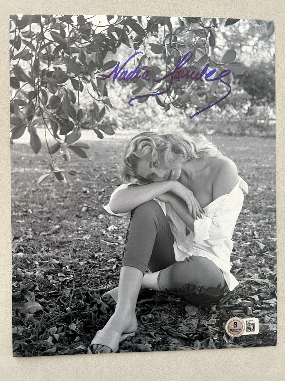 Nadia Sanders — Nadia Sanders autographed signed 8x10 photo Beckett BAS COA Sexy Hot Model 8 1/2