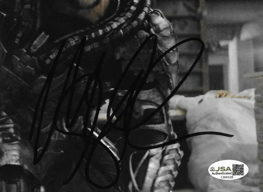Michael Shannon — Signed Michael Shannon Man Of Steel 8x10 Photo #1 with JSA Authentication, image 3