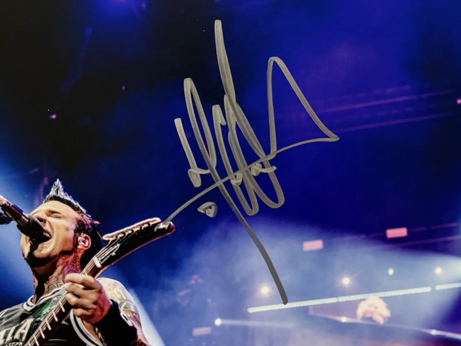 Jason Hook SIGNED Five Finger Death Punch 11x14 Photo Guitarist EXACT PROOF F4, изображение 2