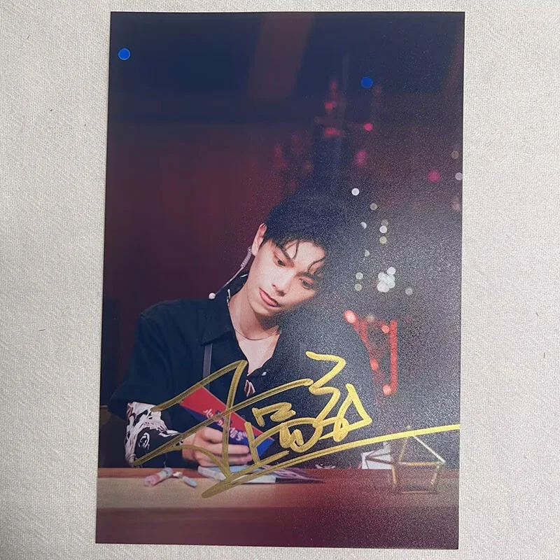 New Ding Yuxi 丁禹兮 Autographed Signed Photo Collection 2025, image 3
