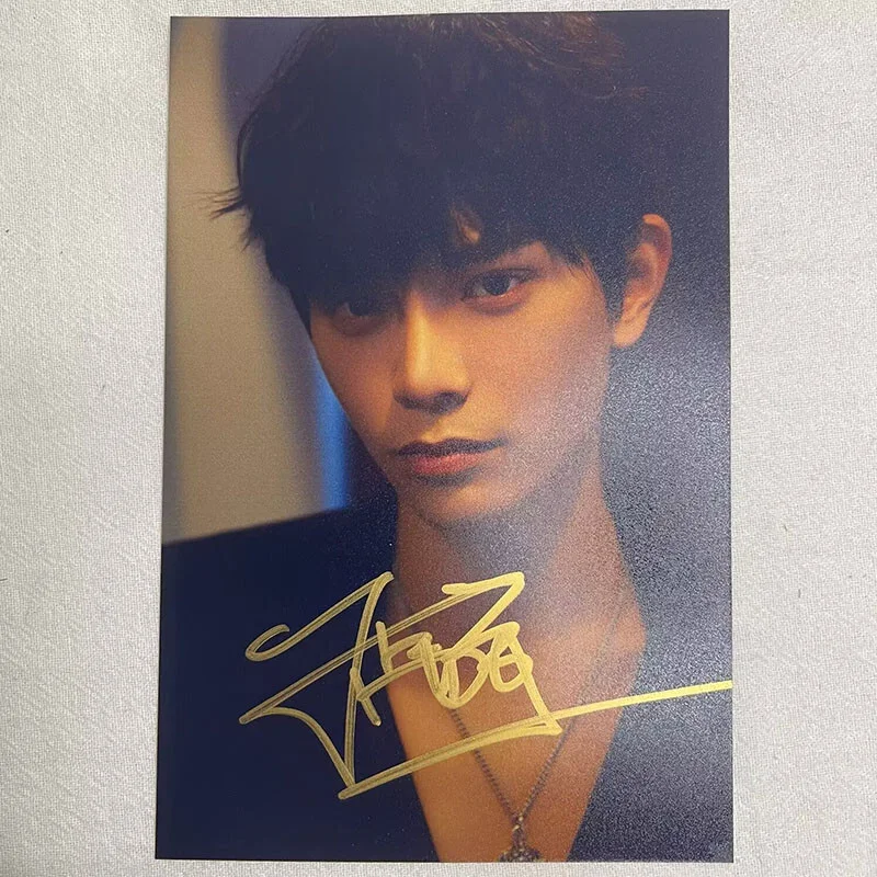 New Ding Yuxi 丁禹兮 Autographed Signed Photo Collection 2025, image 4