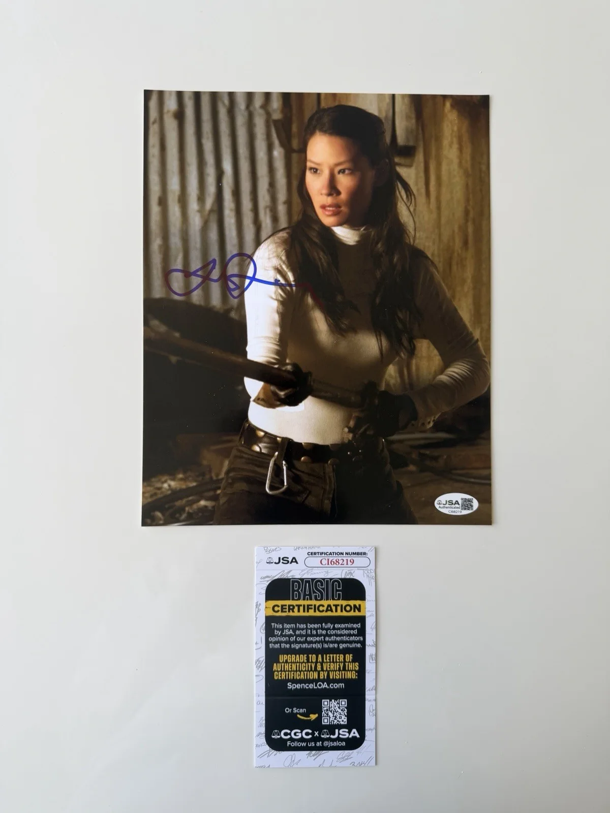 Lucy Liu — Lucy Liu Autographed 8x10 Photo Kill Bill Charles Angels Hollywood Star JSA COA