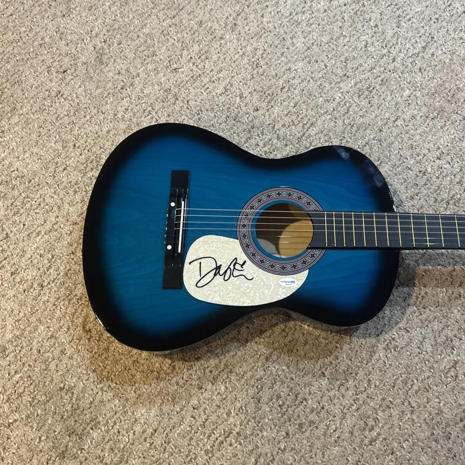 DASHA SIGNED AUTOGRAPH 38” ACOUSTIC GUITAR ACOA COUNTRY STAR AUSTIN, изображение 3