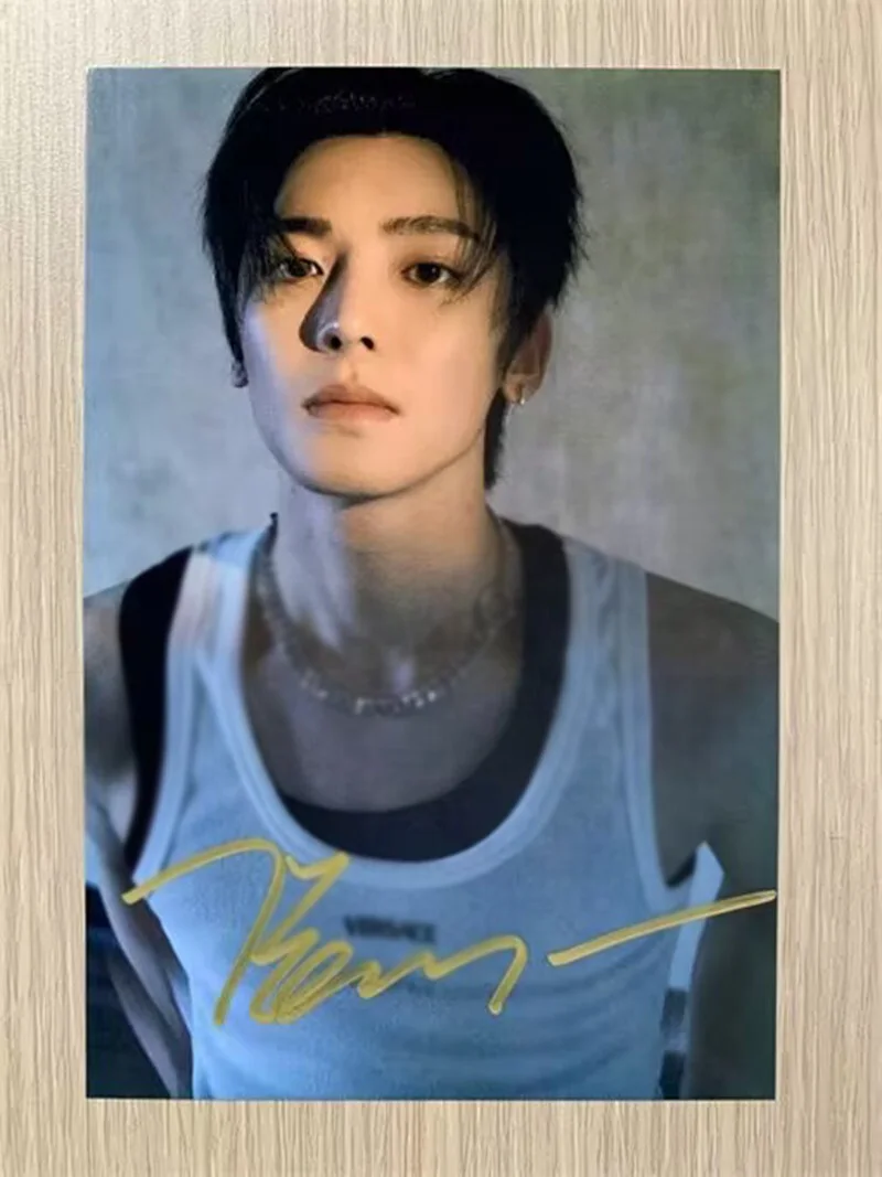 Hou minghao — New Hou Minghao Autographed Signed Photos Handsigned, image 4