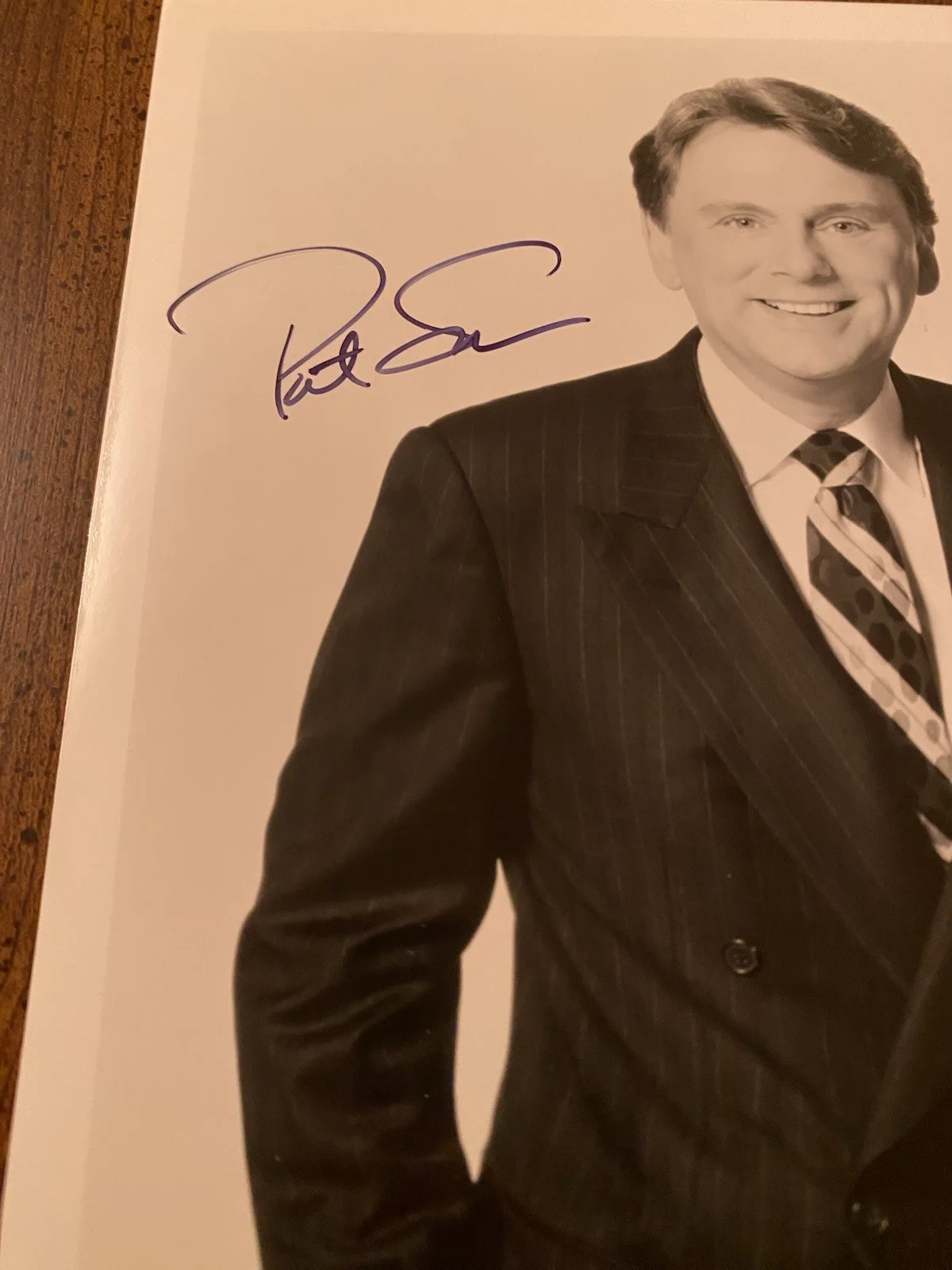 Pat Sajak, Vanna White — Pat Sajak Vanna White Signed Autographed Wheel Of Fortune Photo With COA, изображение 3