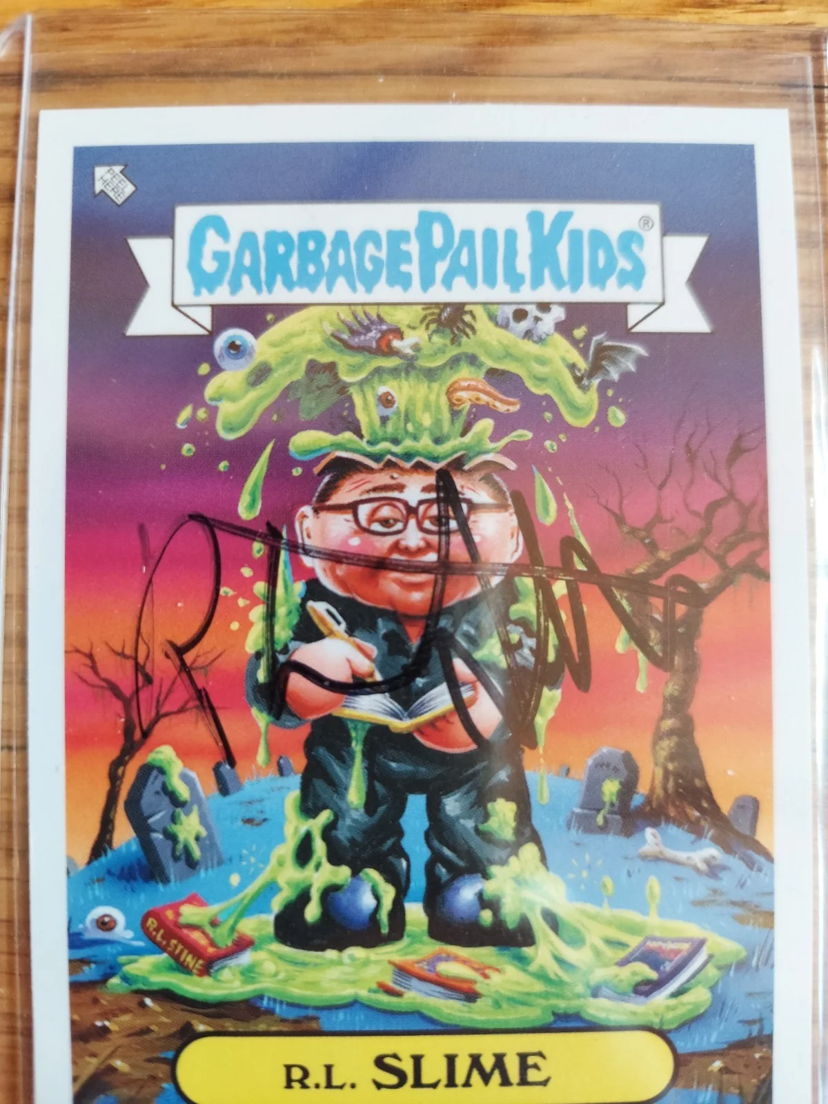 Authentic R.L. Stein Autographed "R.L. Slime" Collector's Card (Garbage Pail Kid, изображение 2