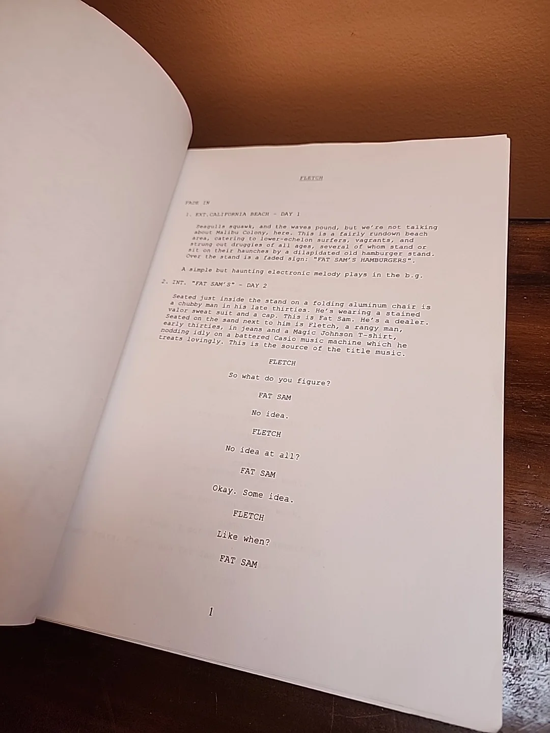 Chevy Chase — Chevy Chase Signed Autograph Fletch Full Movie Script Screenplay, May 4, 1986, изображение 3