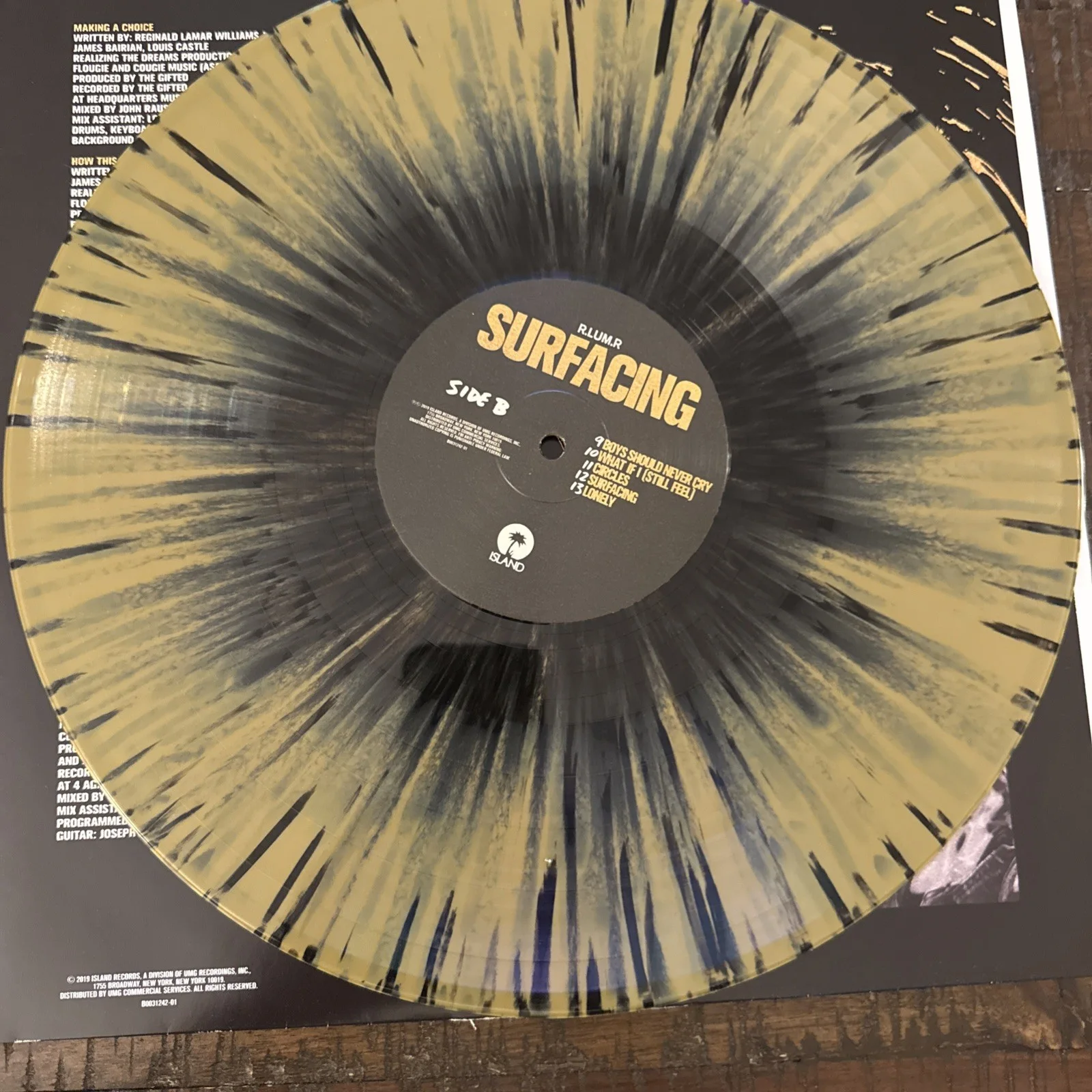 R.Lum.R - Surfacing Vinyl Signed And Inscribed Gold And Black Vinyl Special Ed, изображение 4