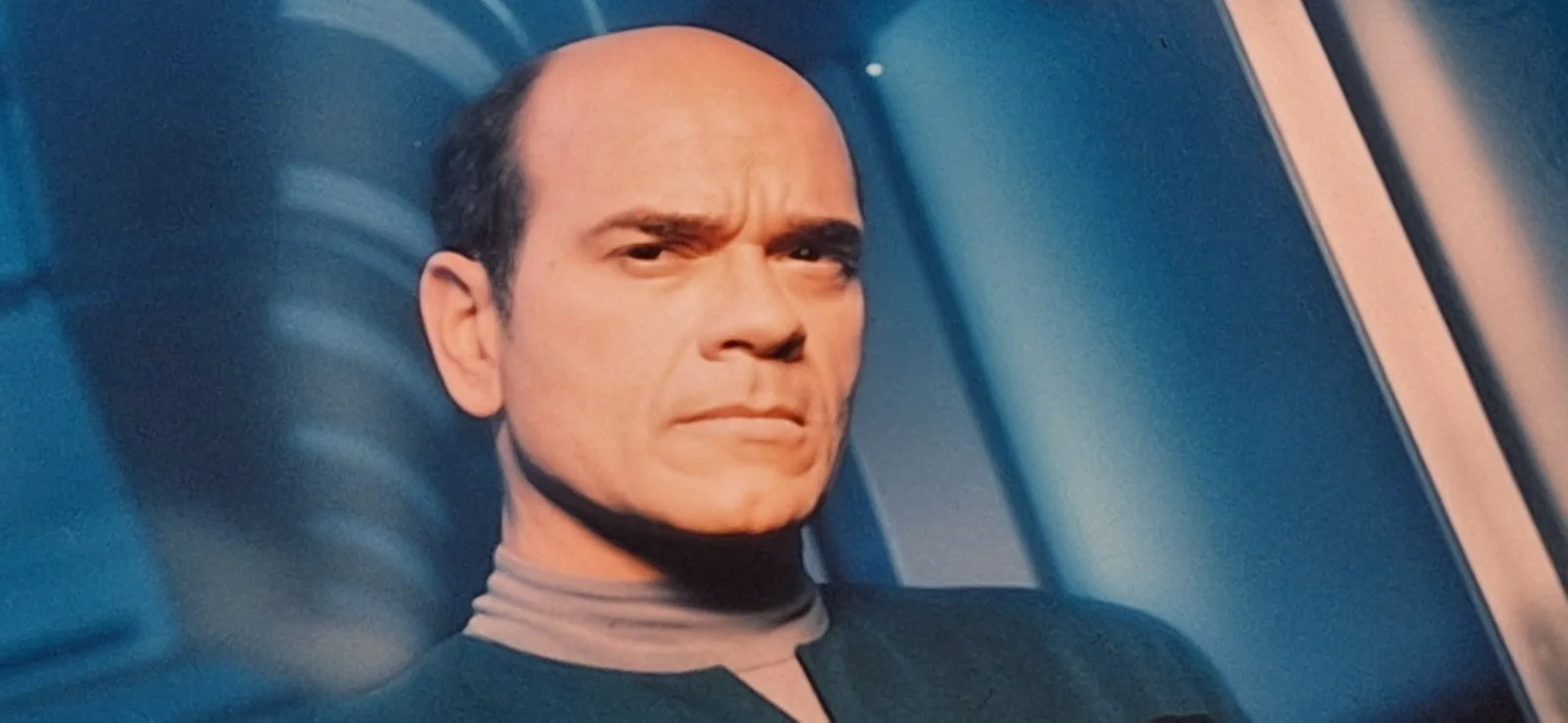 Robert Picardo — Robert Picardo as The Doctor Star Trek Voyager 8x10 Color Photo w/ Autograph, изображение 2