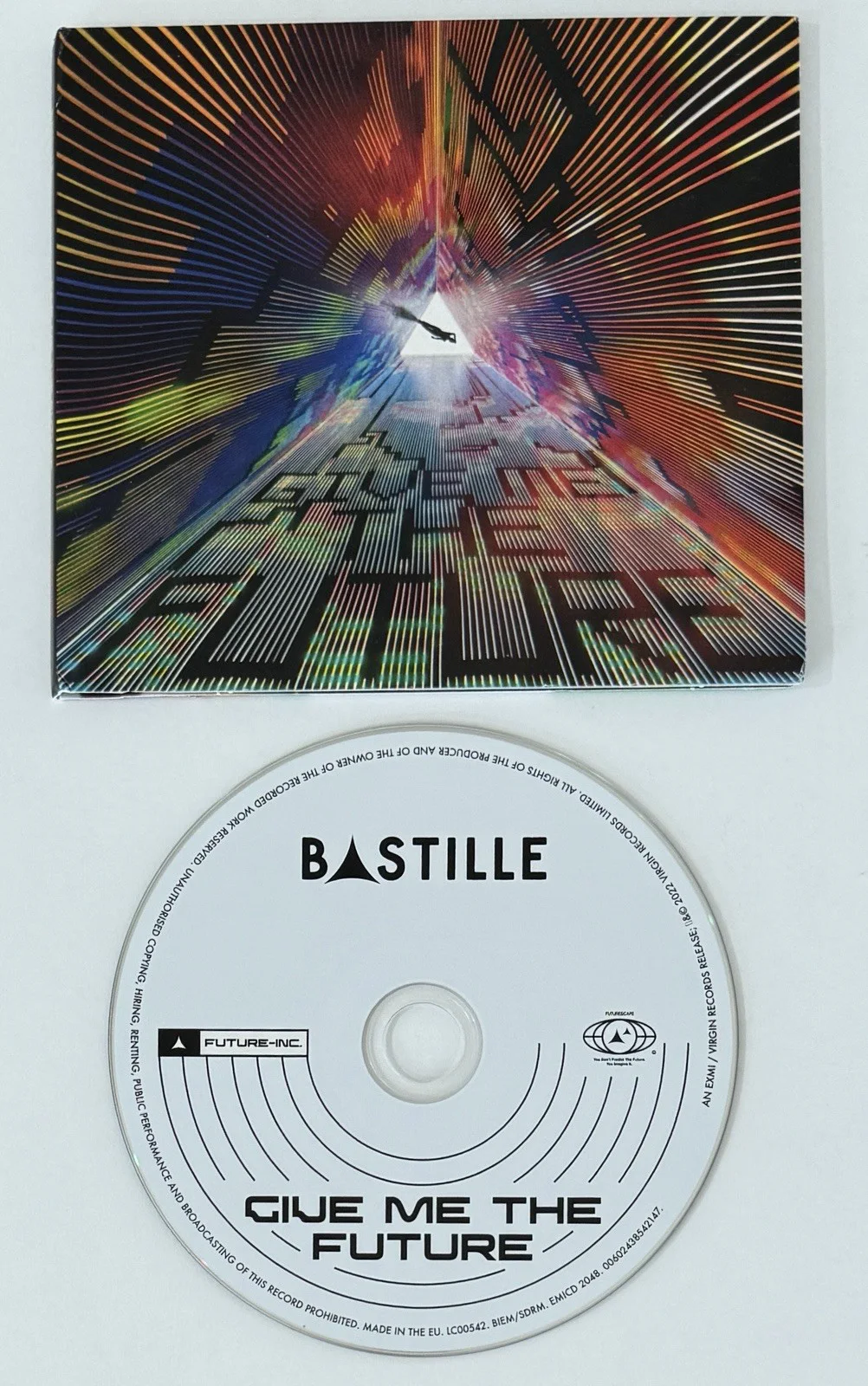 Framed Bastille FULL BAND SIGNED Give Me The Future Booklet & CD BAS Beckett COA, изображение 4