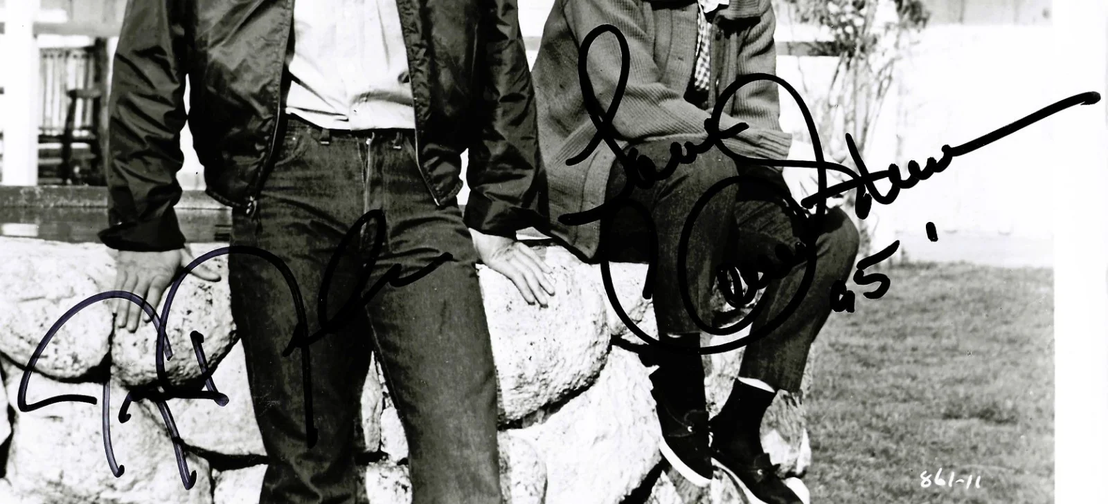 Connie Stevens, Troy Donahue — CONNIE STEVENS & TROY DONAHUE signed film still + HAWAIIAN EYE cast w. UACC coa, изображение 2