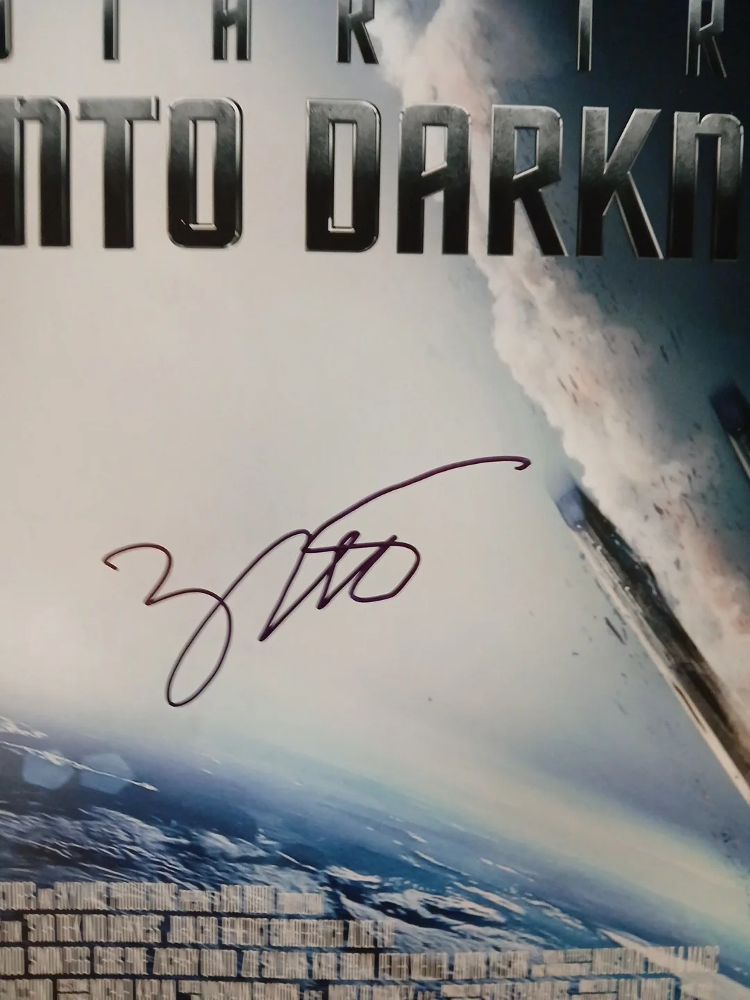 zachary quinto — Zachary Quinto Hand Signed INTO DARKNESS 11X17 PHOTO 📸, image 3