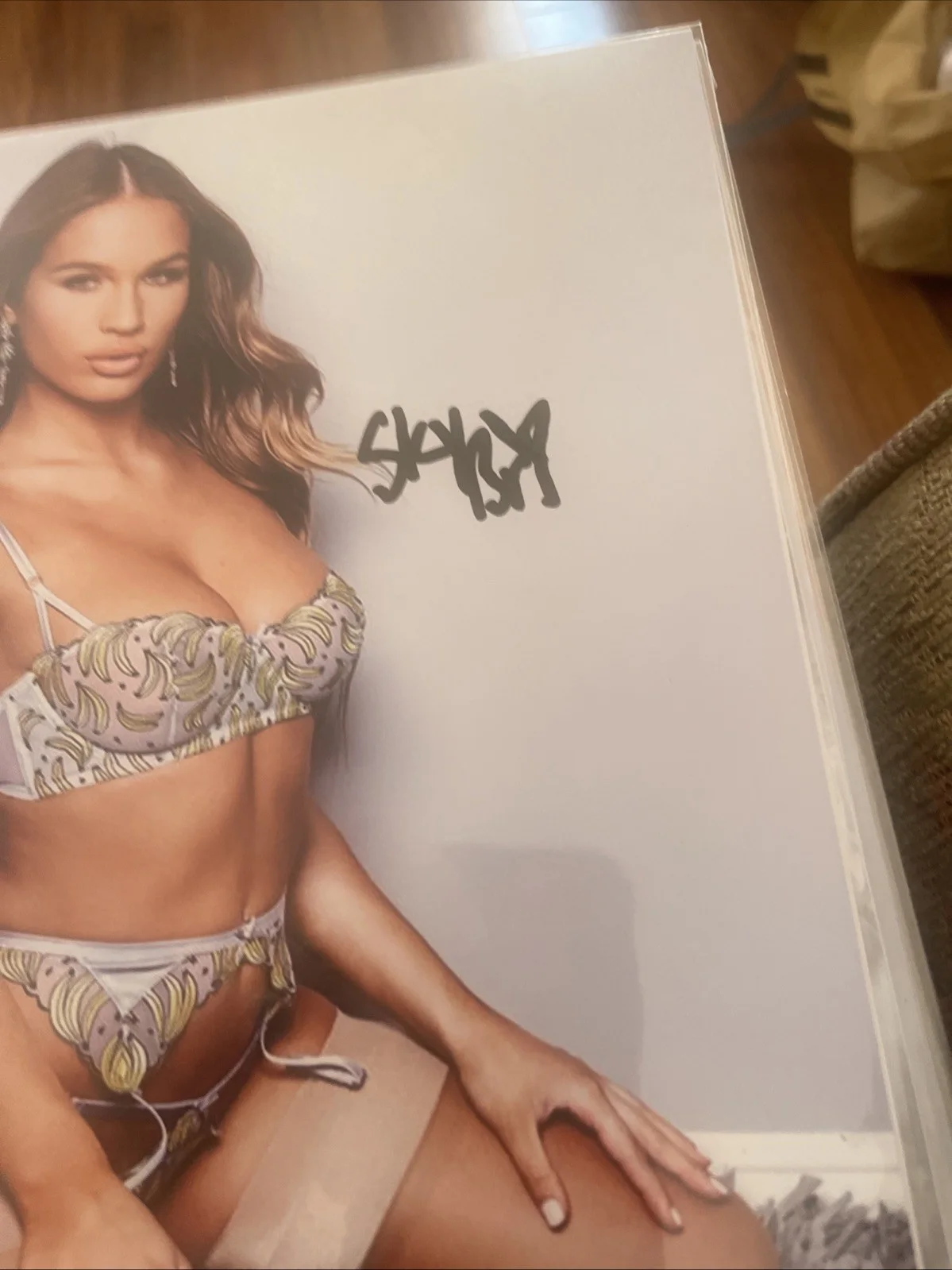 Sky Bri Beautiful Sexy Adult Star Signed Autographed 8x10 Photo COA, изображение 2
