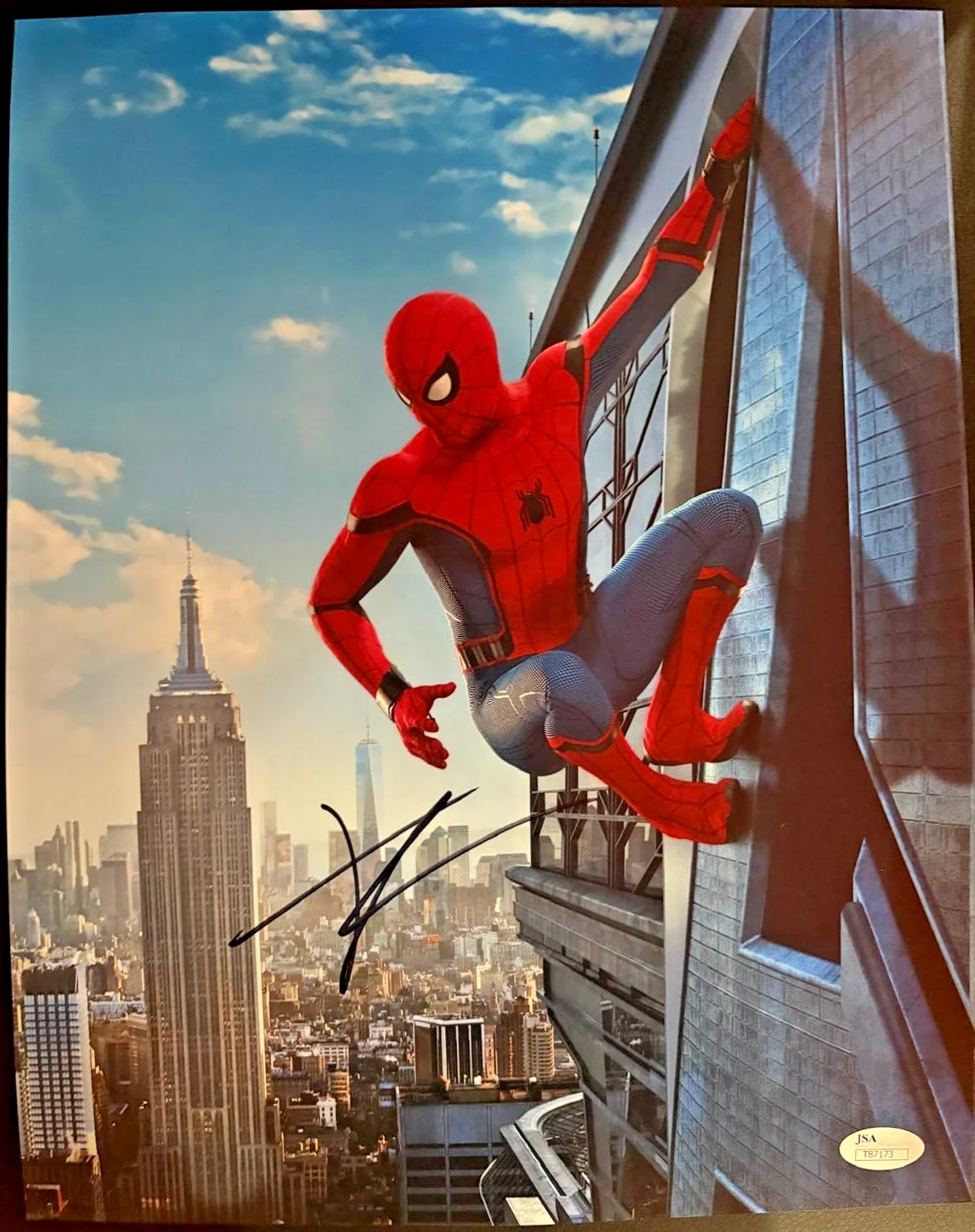 Tom Holland — TOM HOLLAND SIGNED AUTOGRAPHED 11x14 SPIDERMAN PHOTO PSA COA B