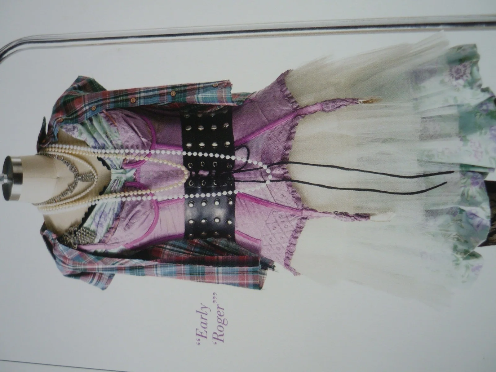 a4 framed poster sex and the city carrie as madonna 80s outfit wardrobe, изображение 2