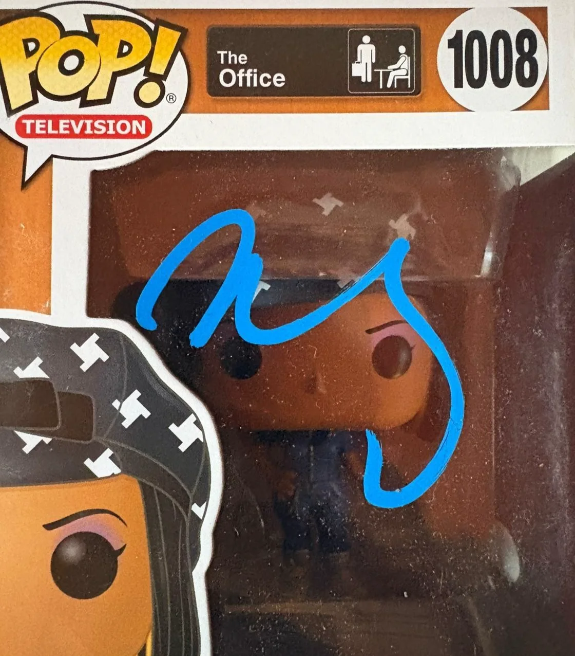 Mindy Kaling — MINDY KALING SIGNED AUTOGRAPHED FUNKO POP KELLY KAPOOR THE OFFICE RARE JSA COA A, изображение 2