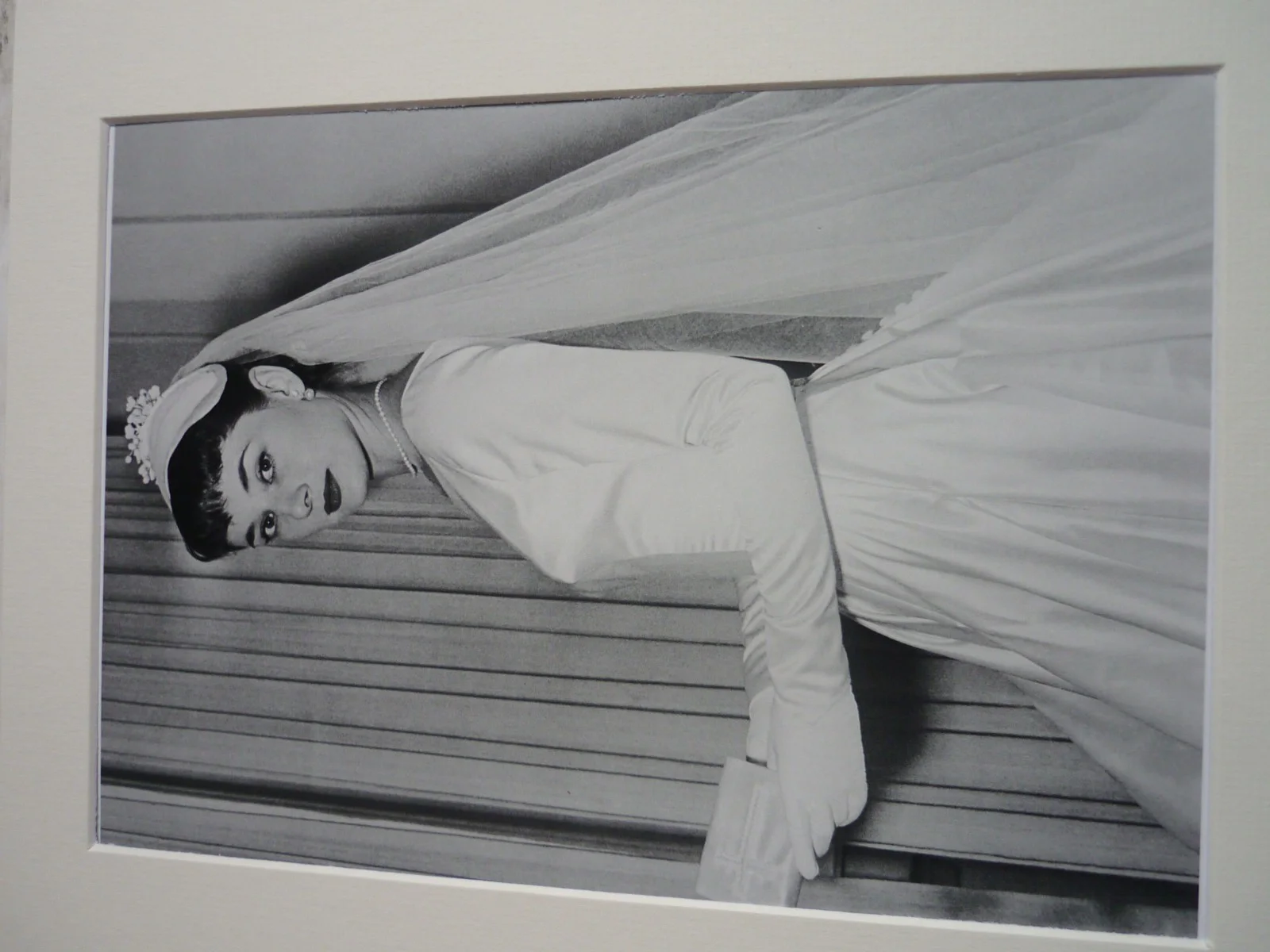 Framed 14x11 Poster Film Wedding audrey hepburn roman holiday dress fontana, изображение 2