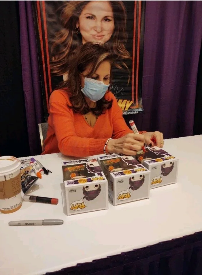 Kathy Najimy — FUNKO POP! HOCUS POCUS MARY SANDERSON KATHY NAJIMY AUTOGRAPHED POP W/PROTECTOR, image 5
