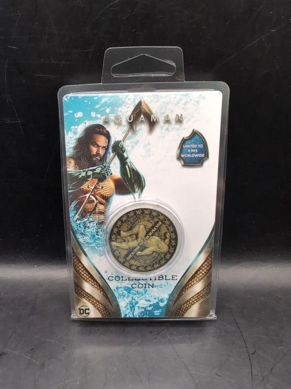 DC Aquaman Limited Edition Collectible Coin, изображение 2