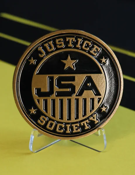 DC Black Adam Limited Edition Justice Society of America FaNaTtiK Medallion, изображение 4