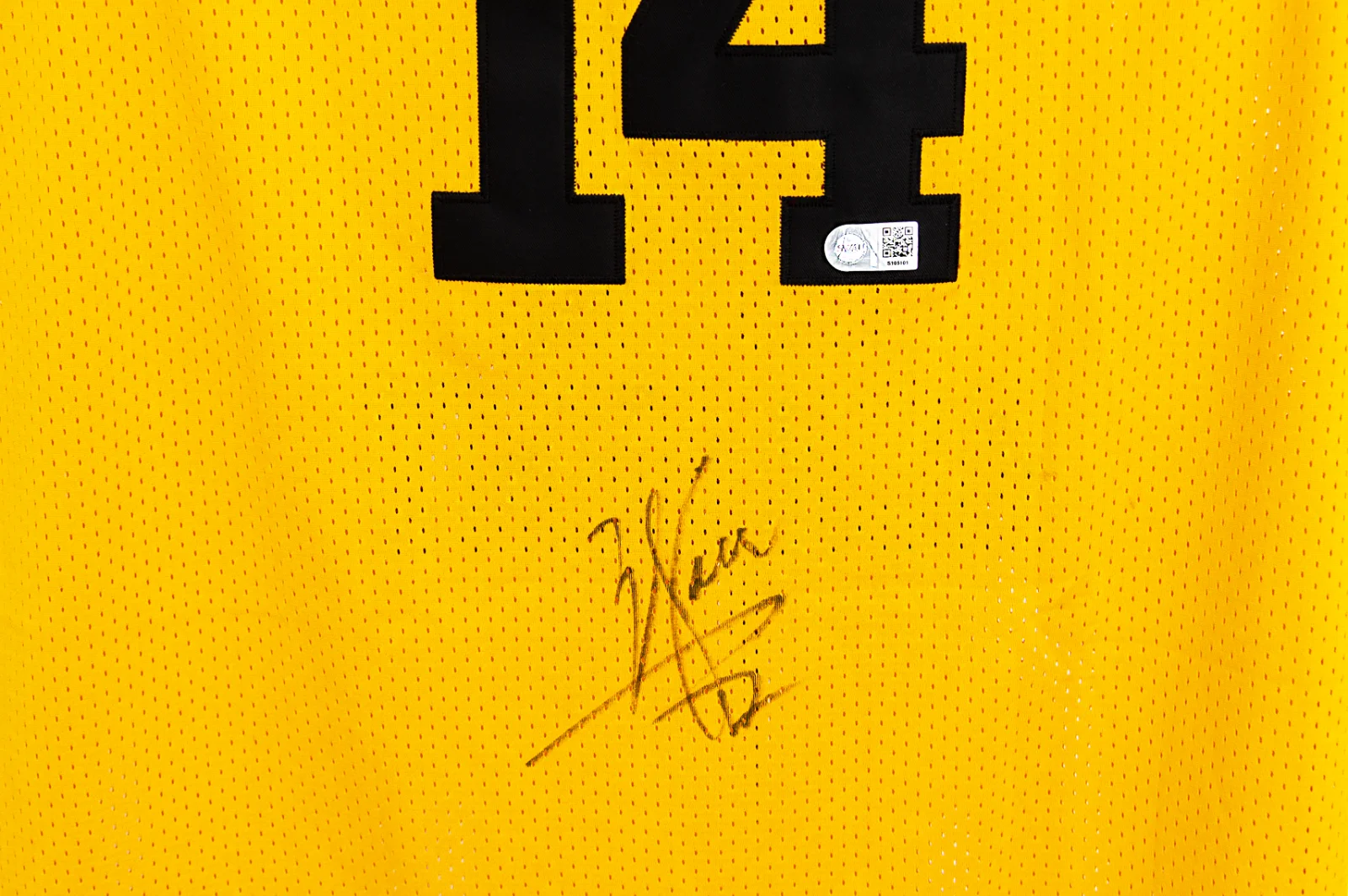 Will Smith — Will Smith Autographed Custom 'Fresh Prince of Bel-Air' Gold Jersey (SWAU), изображение 2