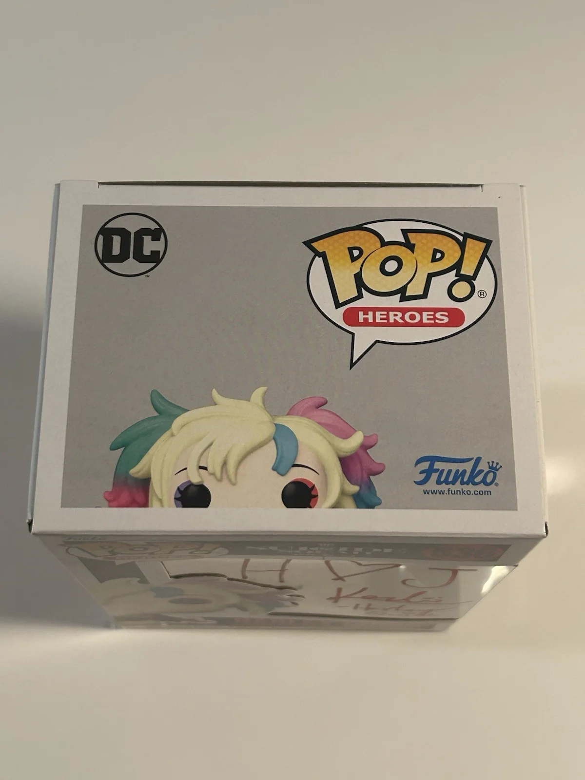 Karlii Hoch — Harley Quinn Isekai Signed Karli Hoch Suicide Squad Funko 536 w/ COA & Inscribed, изображение 5