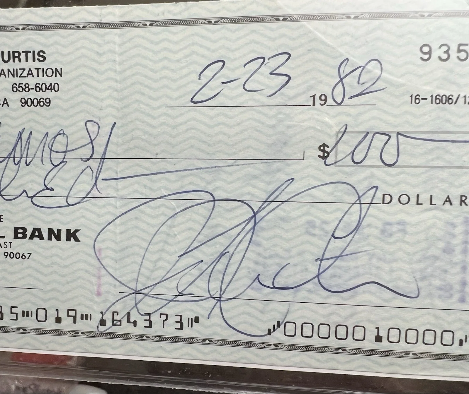 JAMIE LEE CURTIS SIGNED CHECK JSA CERTIFIED WITH COA AND 8x10 PHOTO RARE, изображение 2