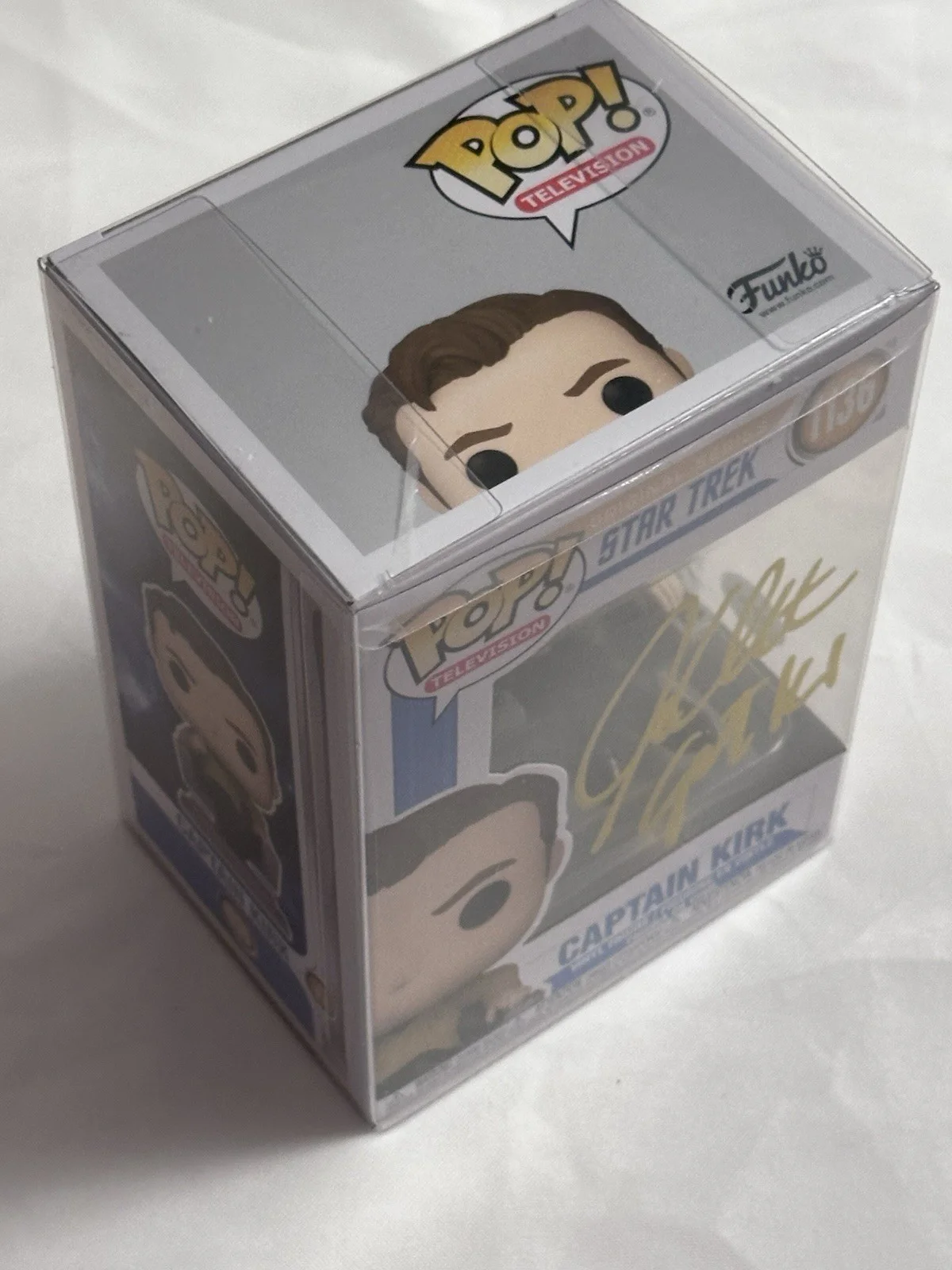 William Shatner — Star Trek Captain Kirk Funko Pop 1136 Signed by William Shatner - Authenticated, image 3