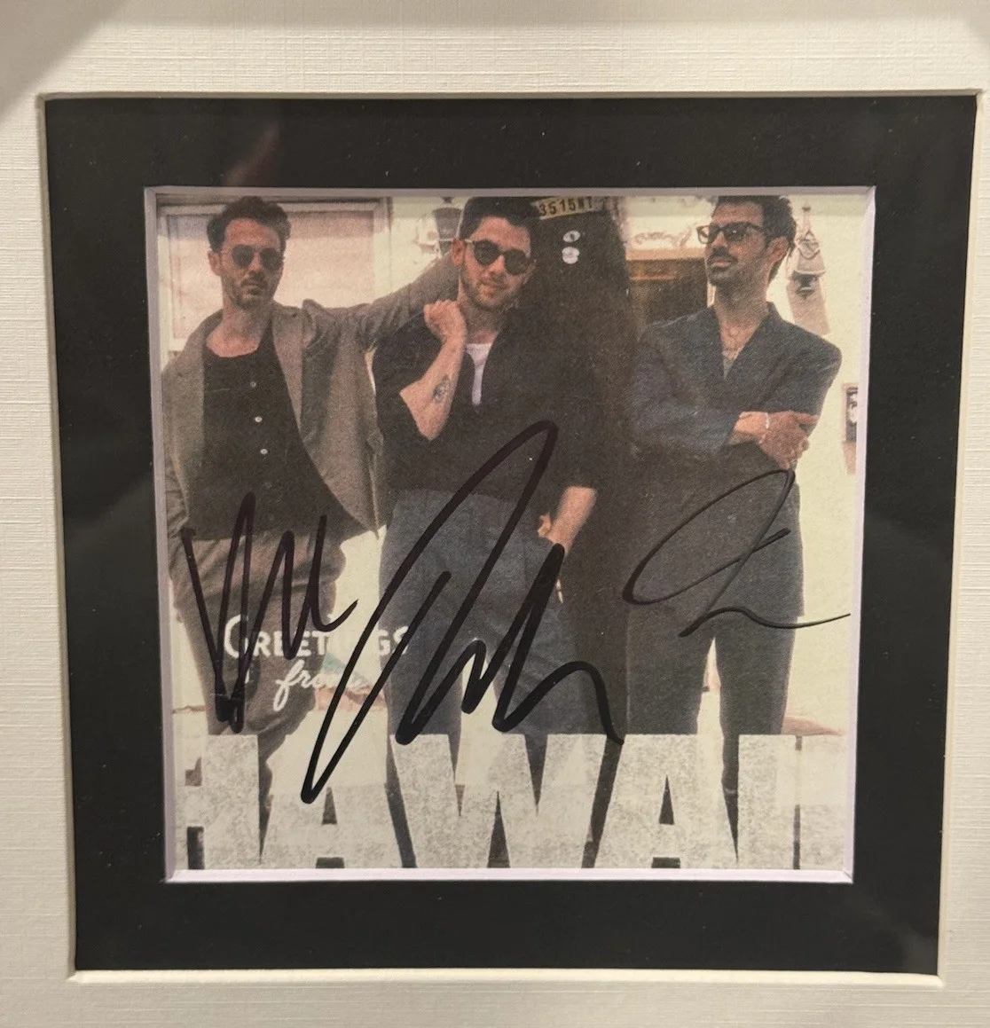 Jonas Brothers Greetings From Your Hometown Framed “Hawaii” Signed CD, image 2