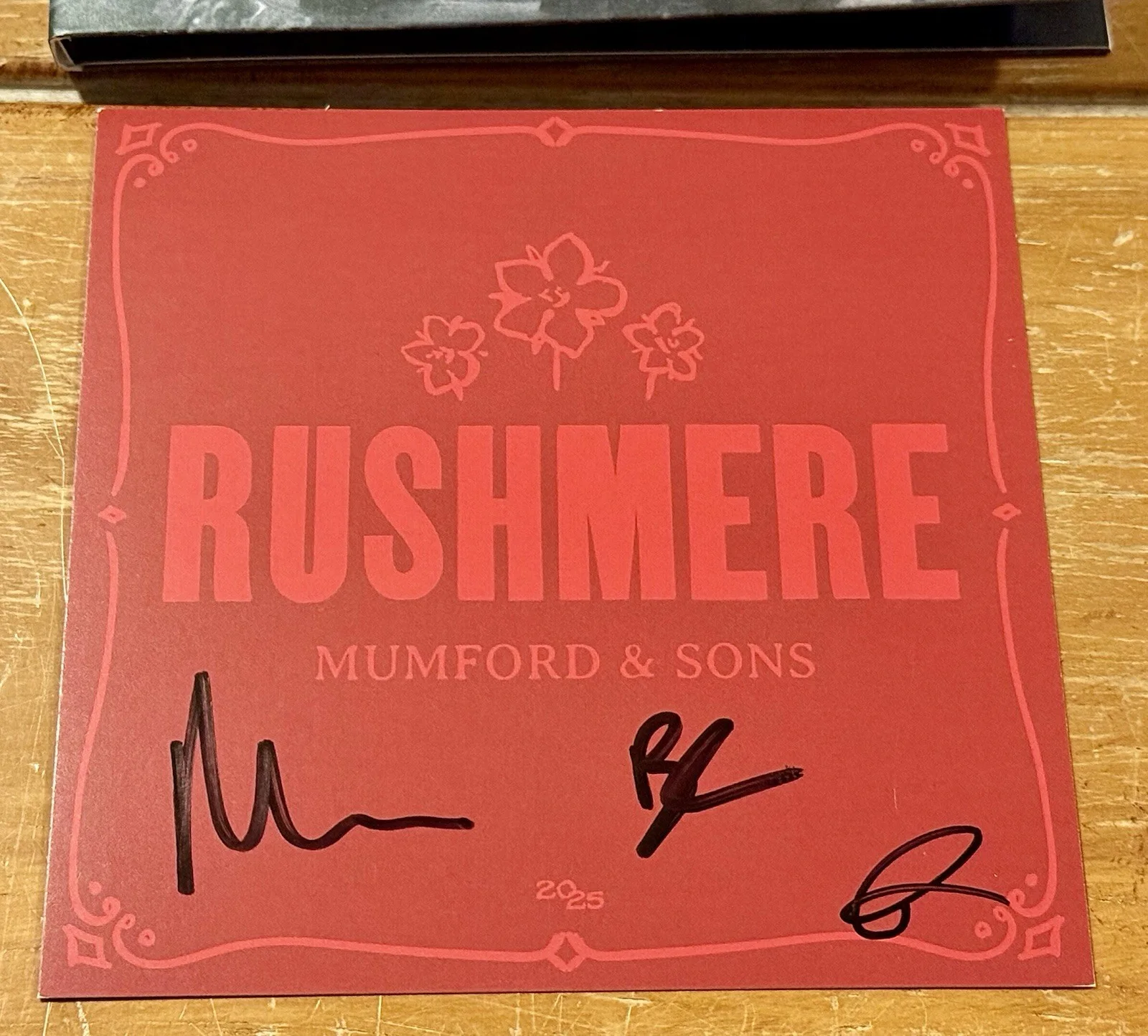 SIGNED Mumford and Sons Rushmere CD AUTOGRAPHED Card 2025 Brand New, изображение 2