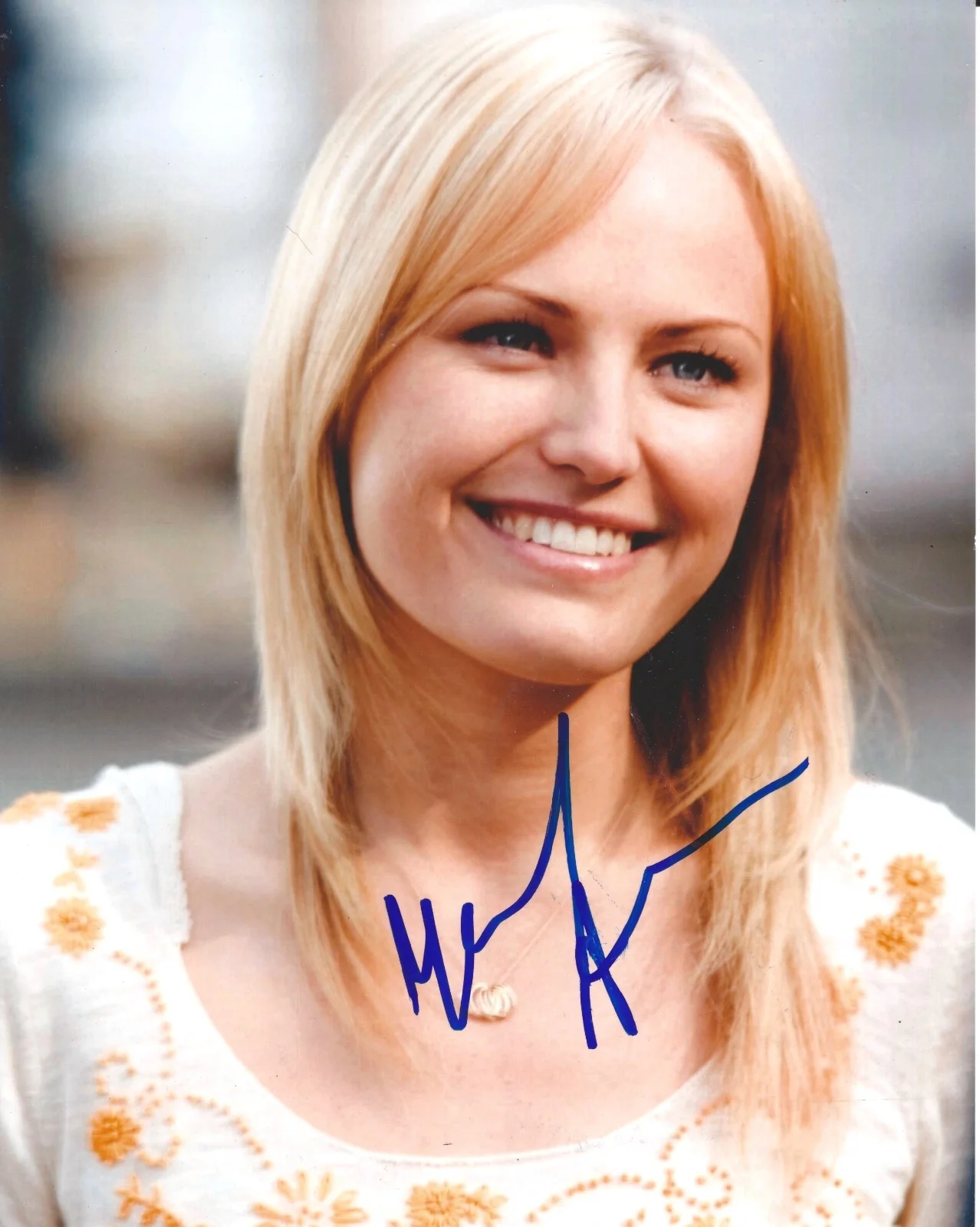Malin Akerman — Malin Akerman signed 8x10 photo - In Person Exact Proof - Watchmen, Billions