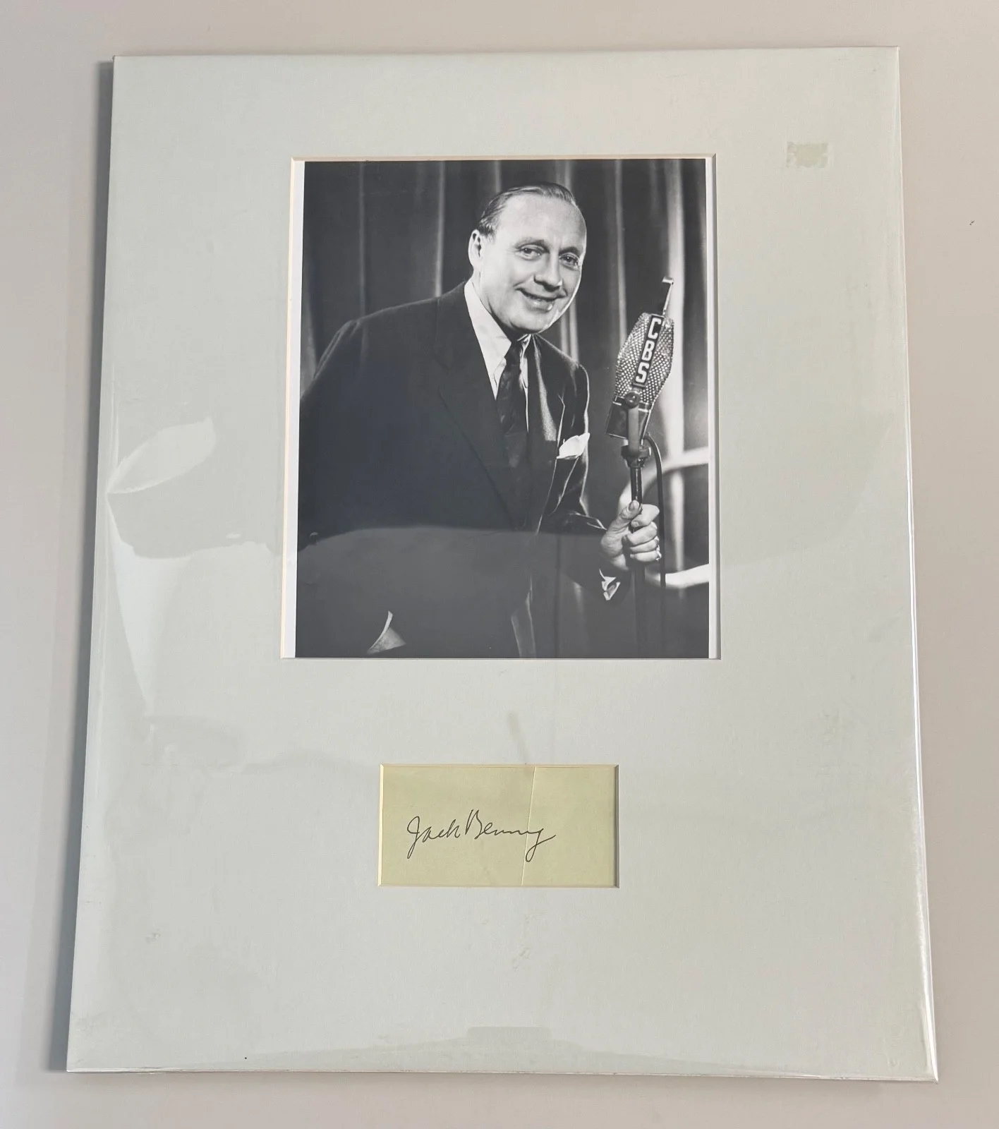 Jack Benny Photo with Autograph Card Hand Signed, image 2