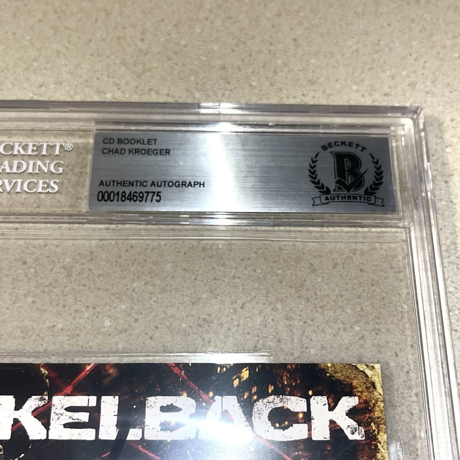 CHAD KROEGER NICKELBACK signed autographed HERE AND NOW CD BOOK BECKETT SLABBED, изображение 2
