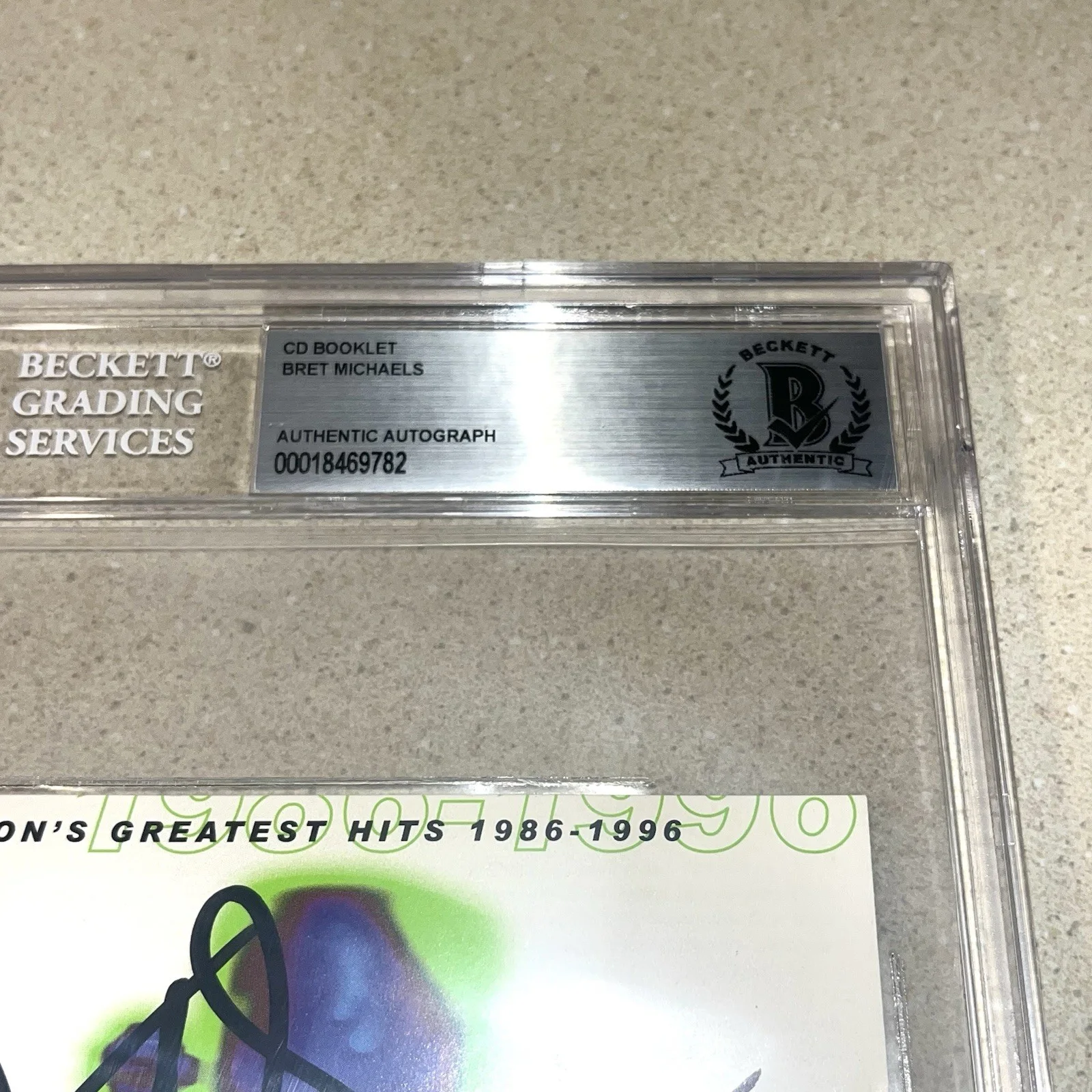 BRET MICHAELS POISON signed autographed GREATEST HITS CD BOOK BECKETT BAS SLAB, изображение 2
