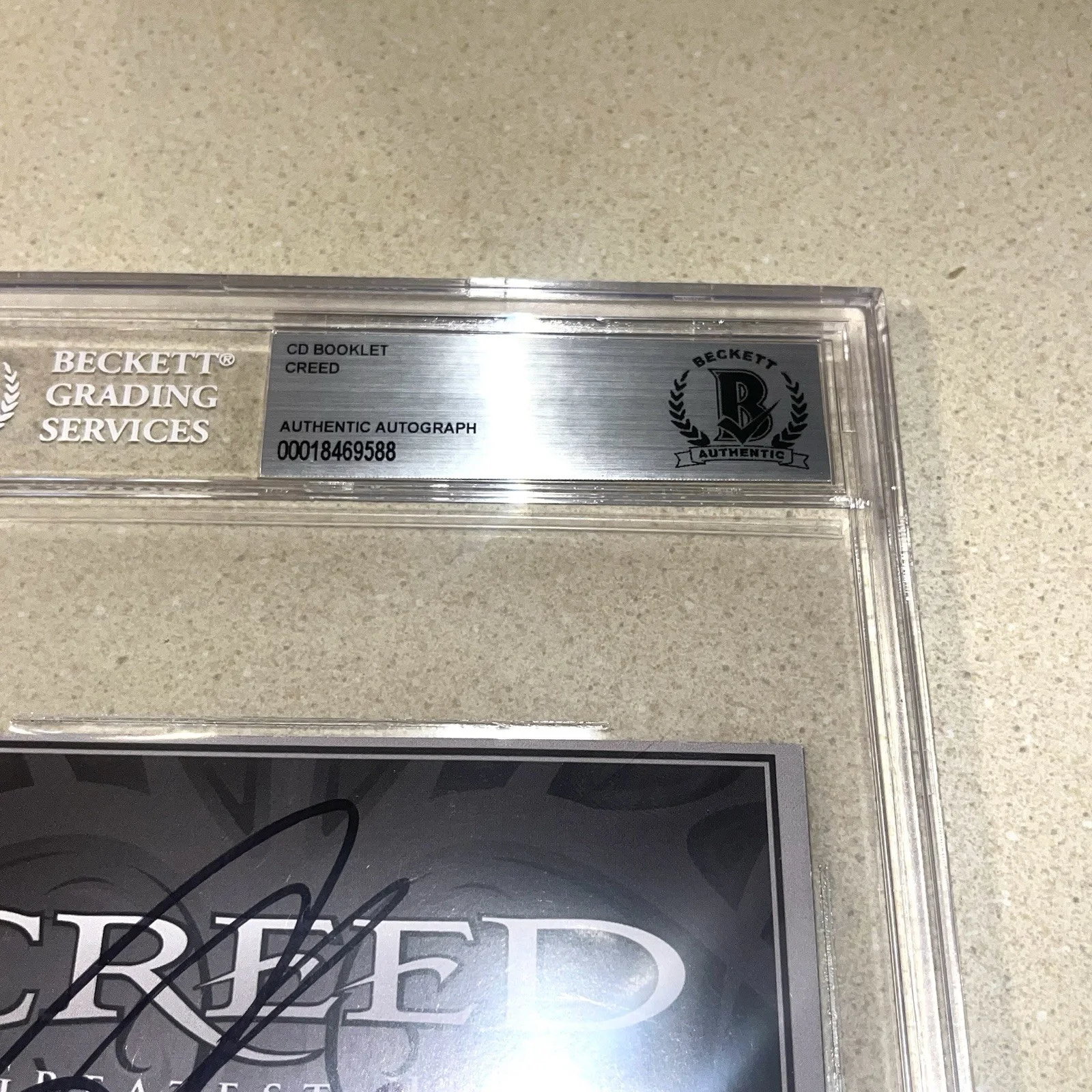 CREED BAND GROUP signed autographed GREATEST HITS CD BOOK BECKETT BAS SLABBED, image 2