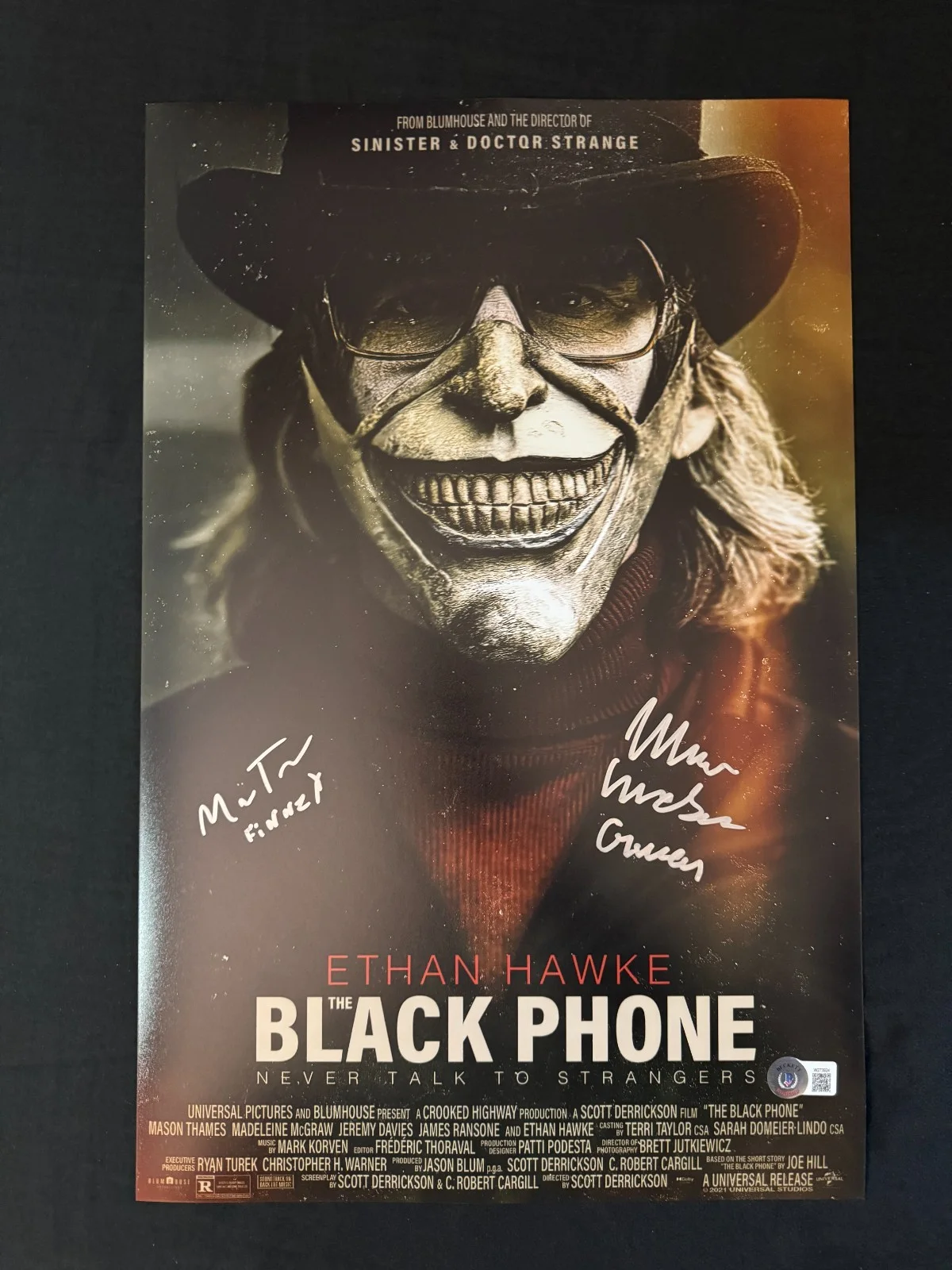 Mason Thames & Madeleine McGraw — The Black Phone signed 11x17 photo Mason Thames & Madeleine McGraw W/Beckett COA