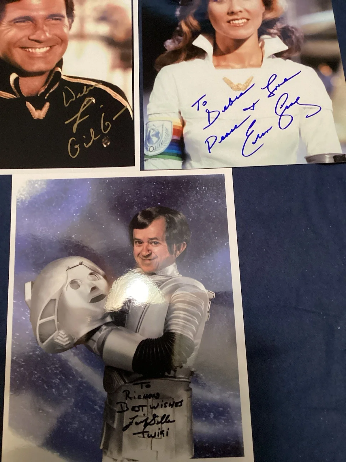 Yes — BUCK ROGERS SIGNED PHOTOS AUTOGRAPHS COMIC CON Gil Gerard Erin Gray Felix Silla, image 3