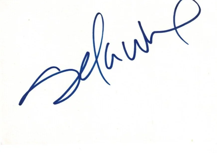 Sela Ward — Sela Ward Signed 4X6 Index Card- COA