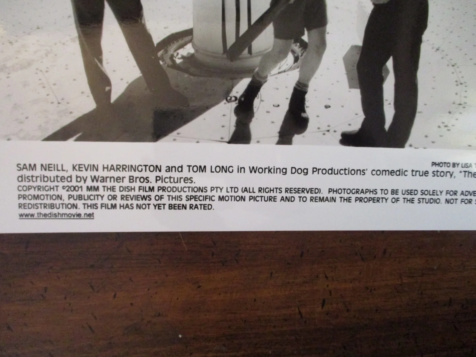 Tom Long/Kevin Harrington/Sam Neill(THE DISH)2001 10 x 8 Glossy B& W Press Photo, изображение 2
