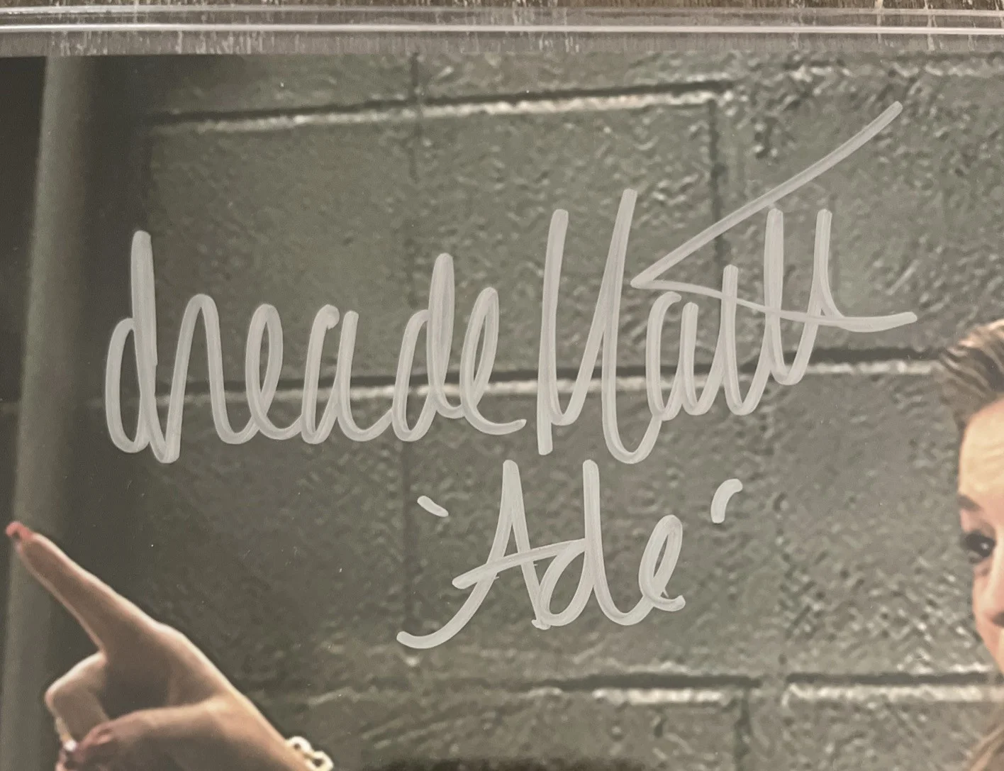 Drea De Matteo — Drea de Matteo signed The Sopranos 8x10 Photo w/ James Gandolfini DA COA "Ade", изображение 4