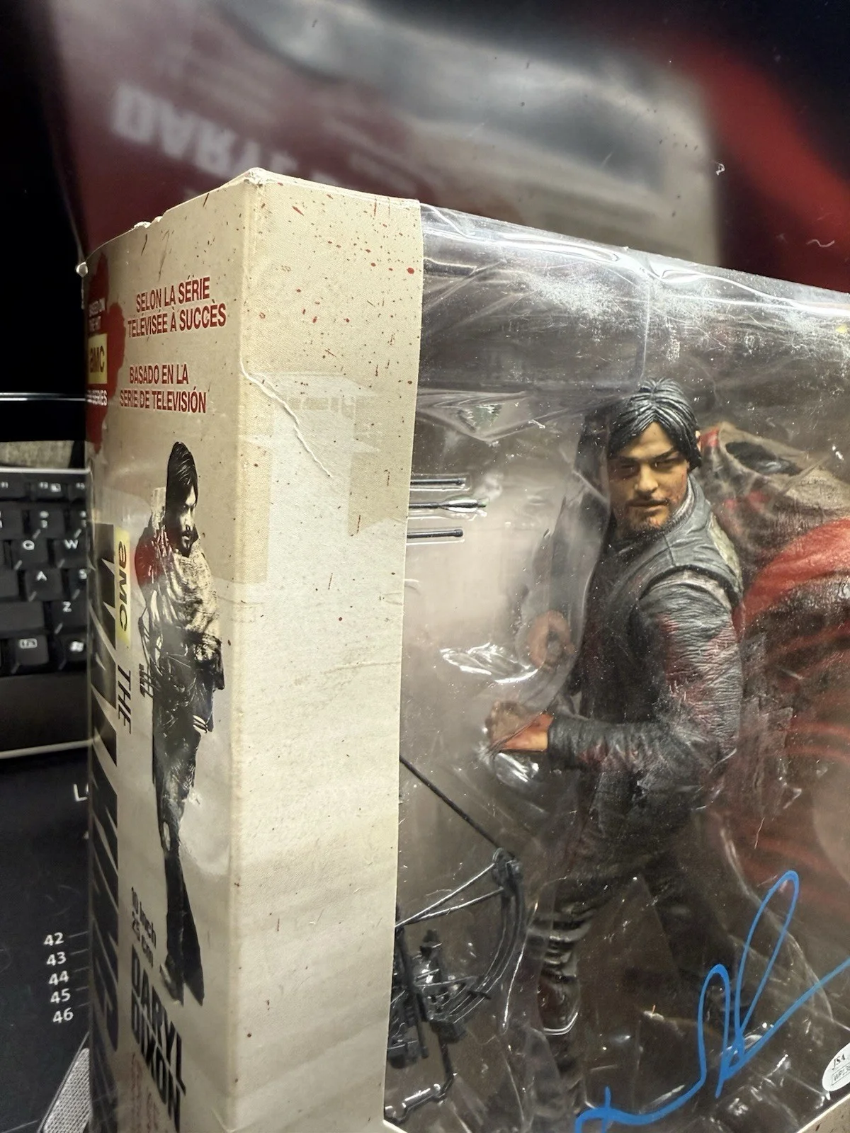 Norman Reedus — Norman Reedus Signed The Walking Dead Daryl Dixon 10" McFarlane Figure JSA LE, image 2