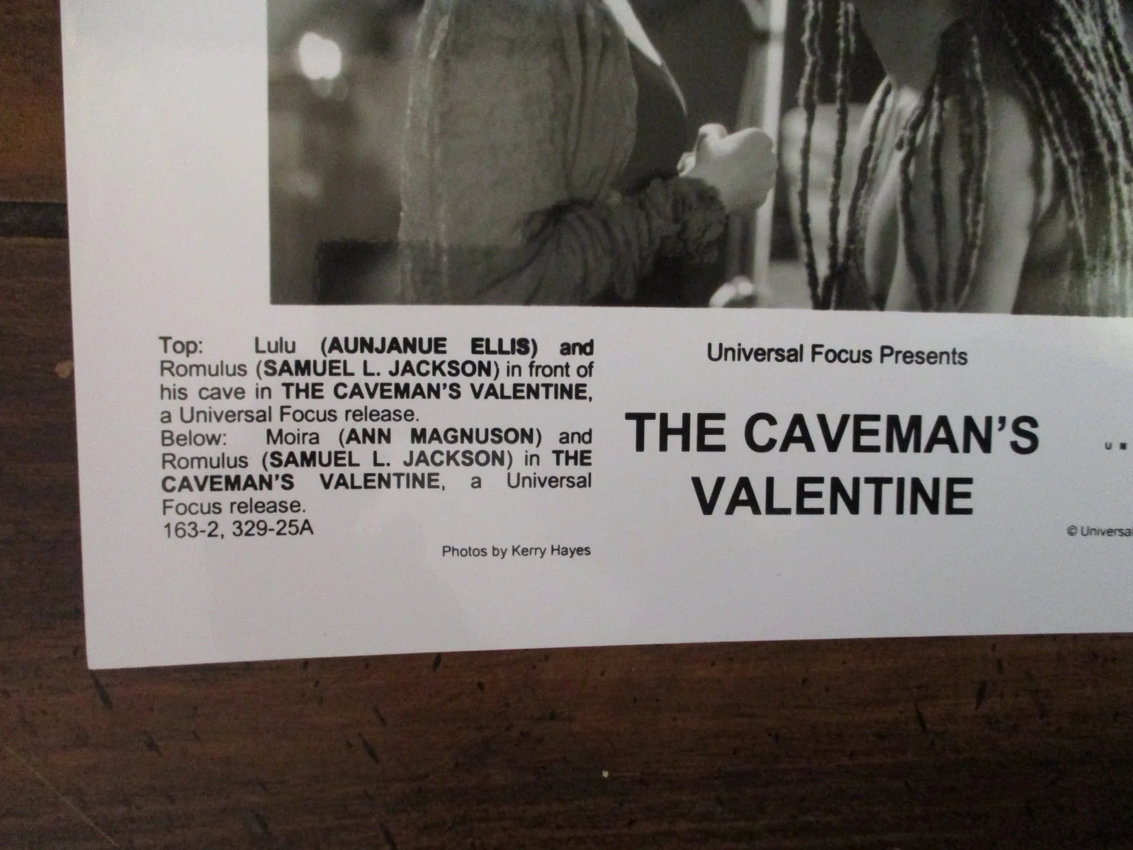 Aunjanue Ellis/Ann Magnuson/Samuel L. Jackson(THE CAVEMAN'S VALENTINE)2001 Photo, изображение 2