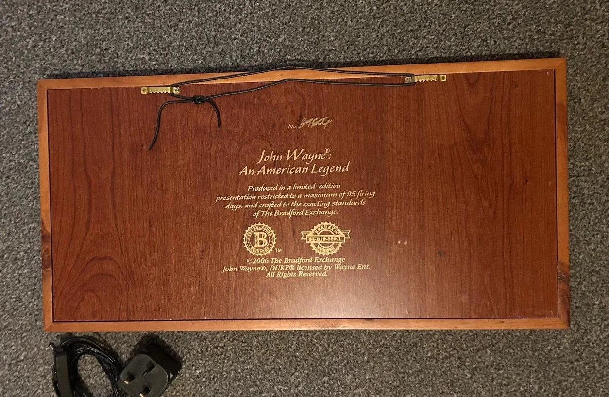 Bradford Exchange John Wayne Picture Lights Up Ltd Edition, image 2