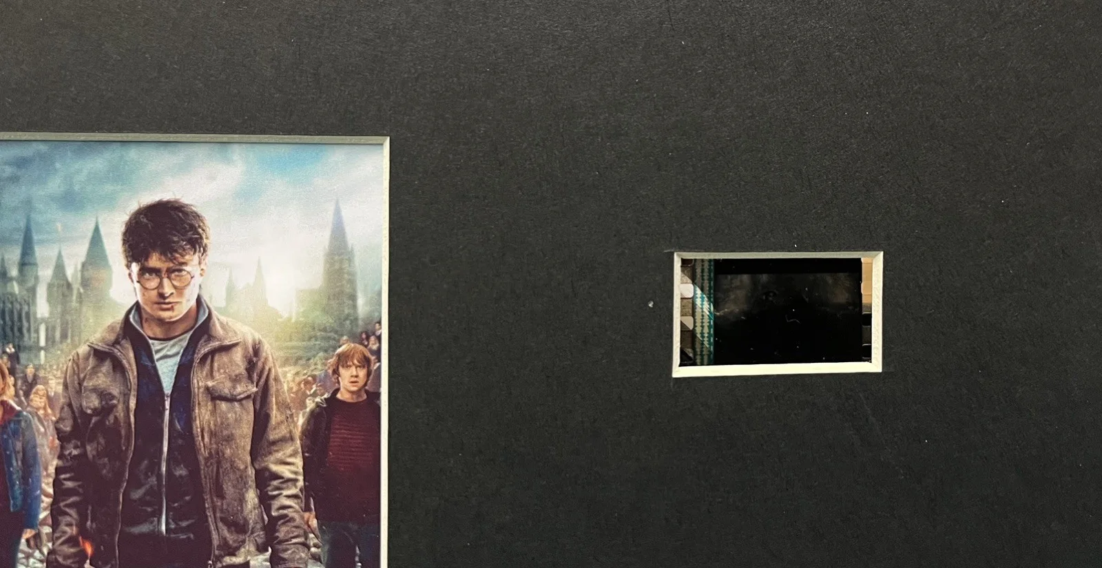 HARRY POTTER . THE DEATHLY HALLOWS PART 2. 35mm Film Cell Mounted Display, изображение 3