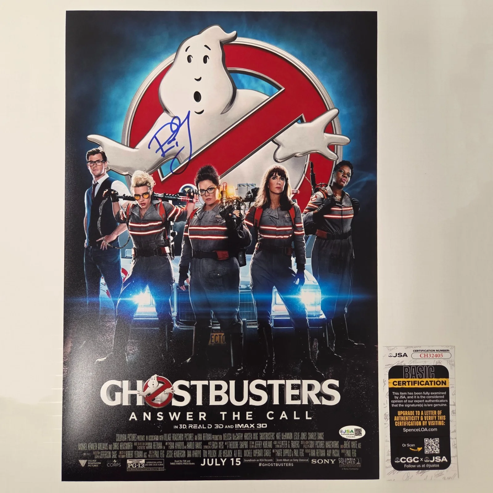 PAUL FEIG — PAUL FEIG Authentic signed "GHOSTBUSTERS ~ANSWER THE CALL" 12x18 Photo (JSA COA)