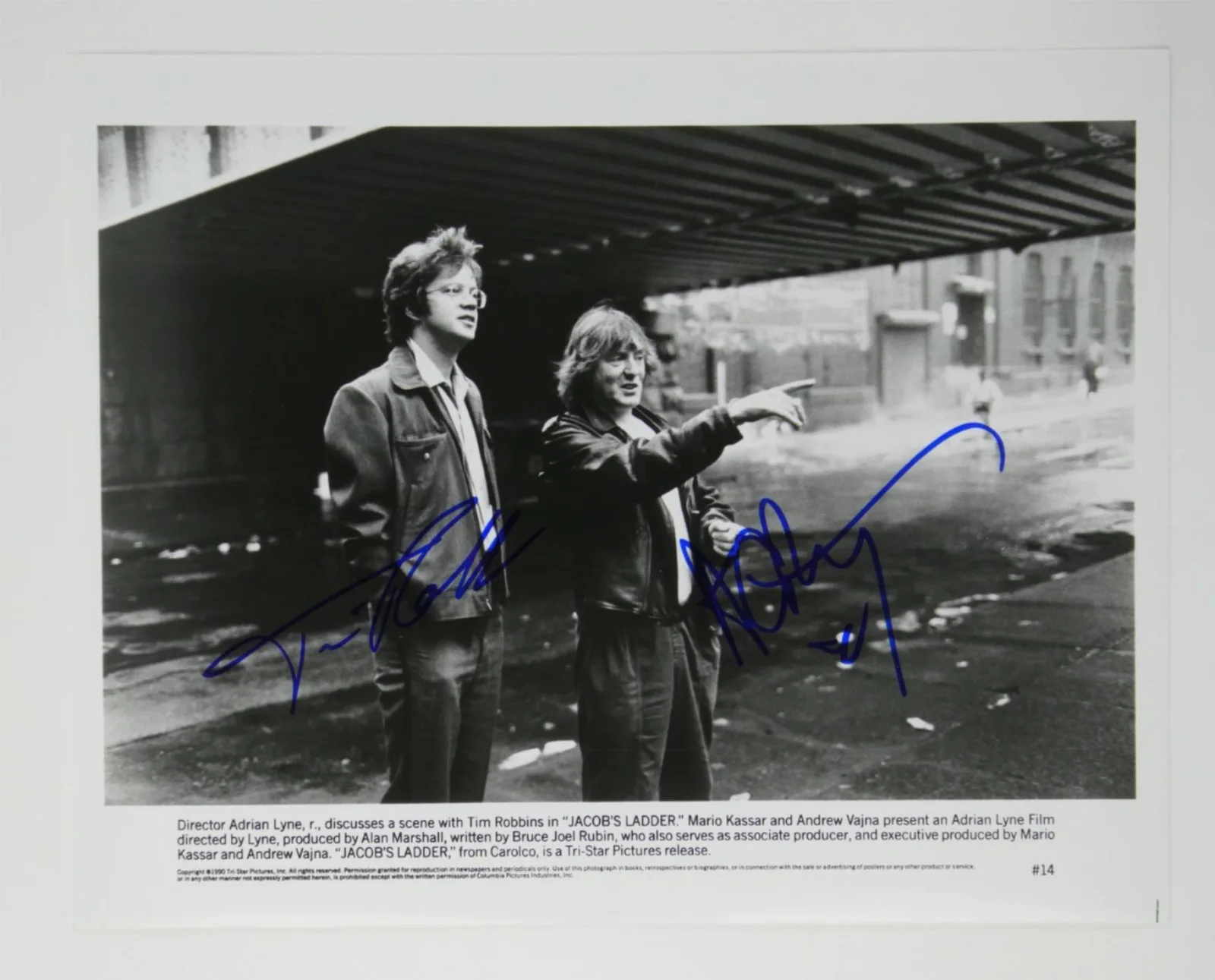 Tim Robbins — Tim Robbins Adrian Lyne Signed B&W 8x10 Promo Photo Jacobs Ladder Autographed