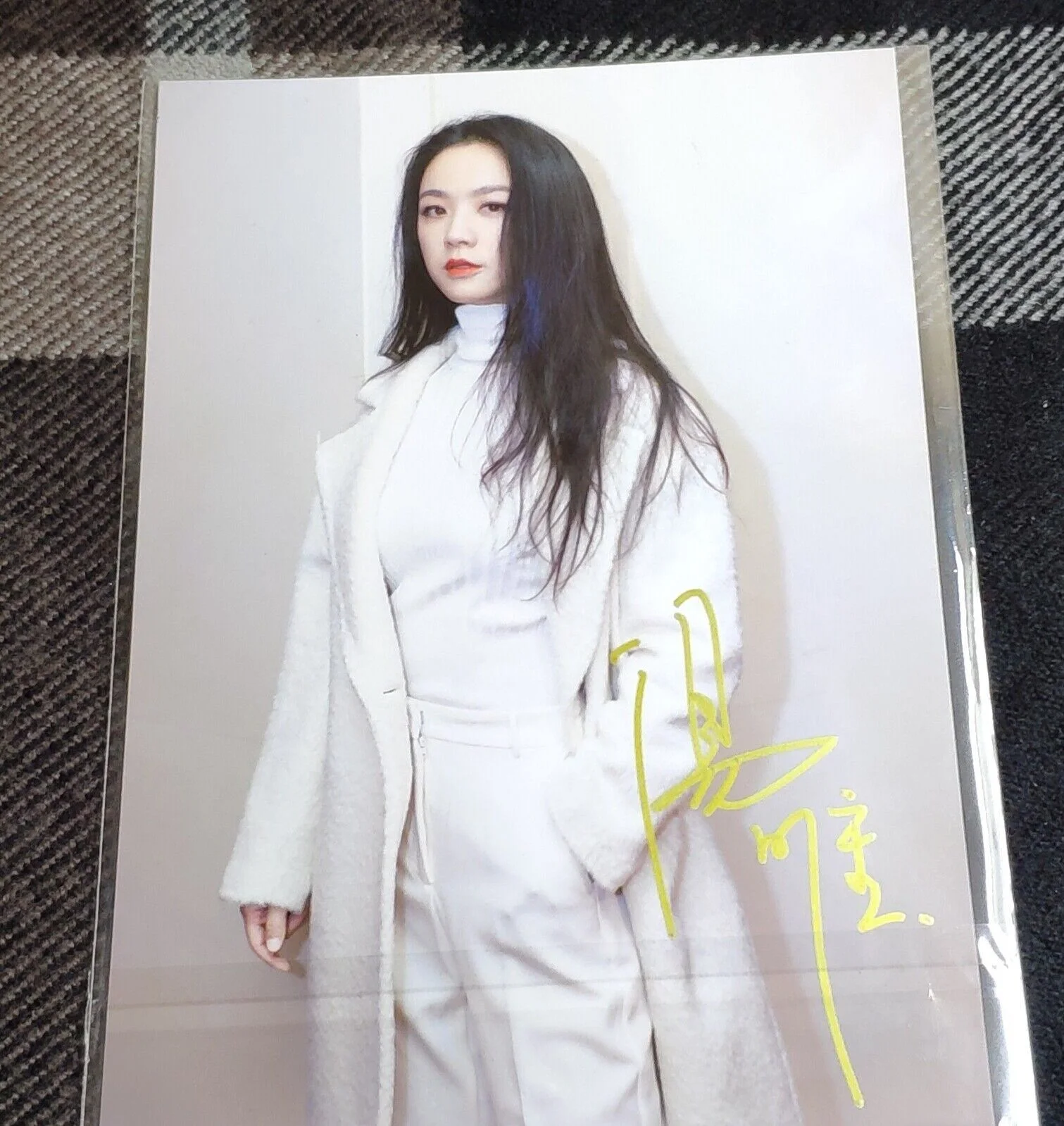 Tang Wei Autographed Signed Photo 4*6 Collection 汤唯, image 2