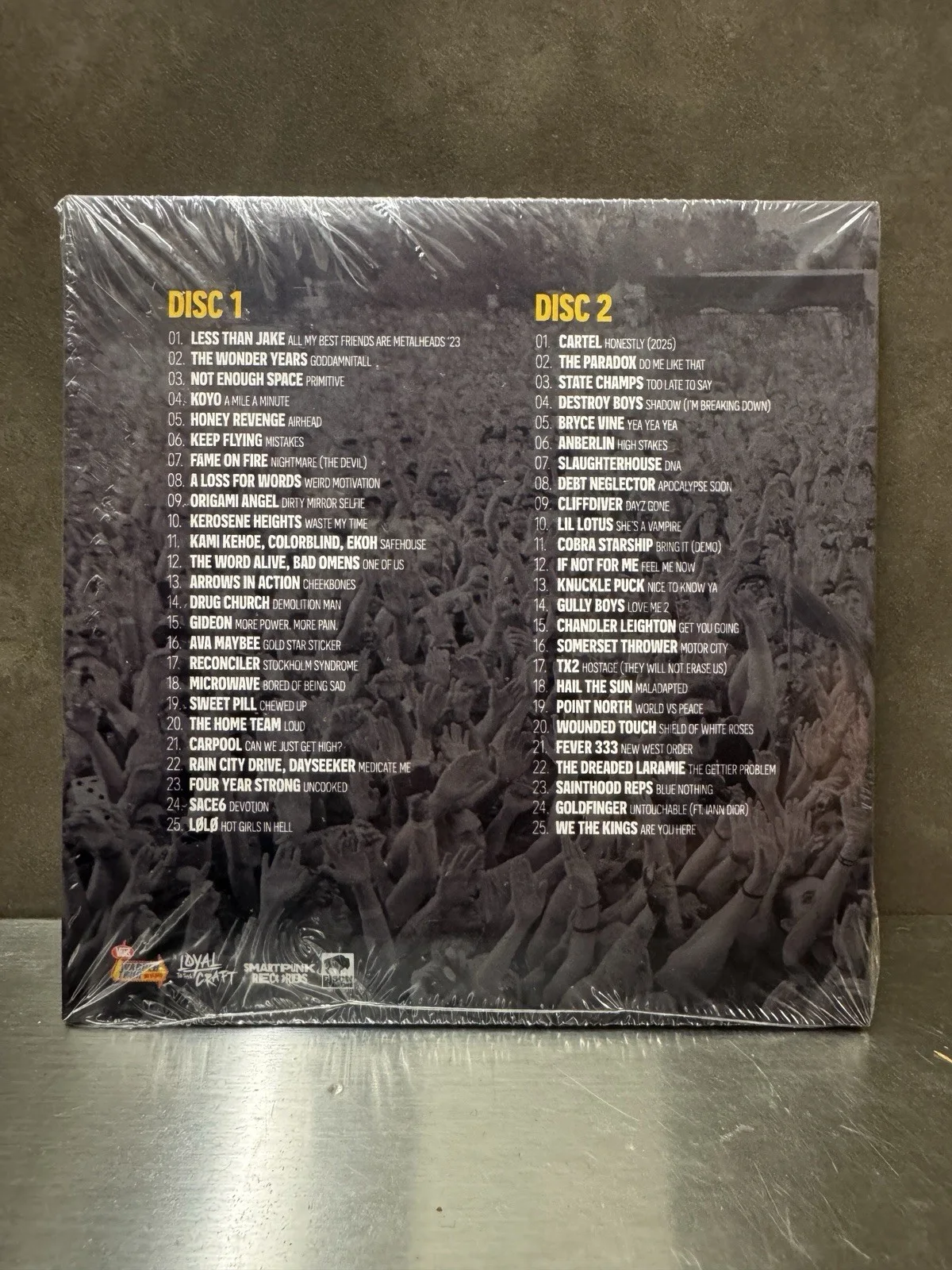 VANS Warped Tour 30 Years Official CD/ALBUM Limited Edition NEW UNOPENED, изображение 3