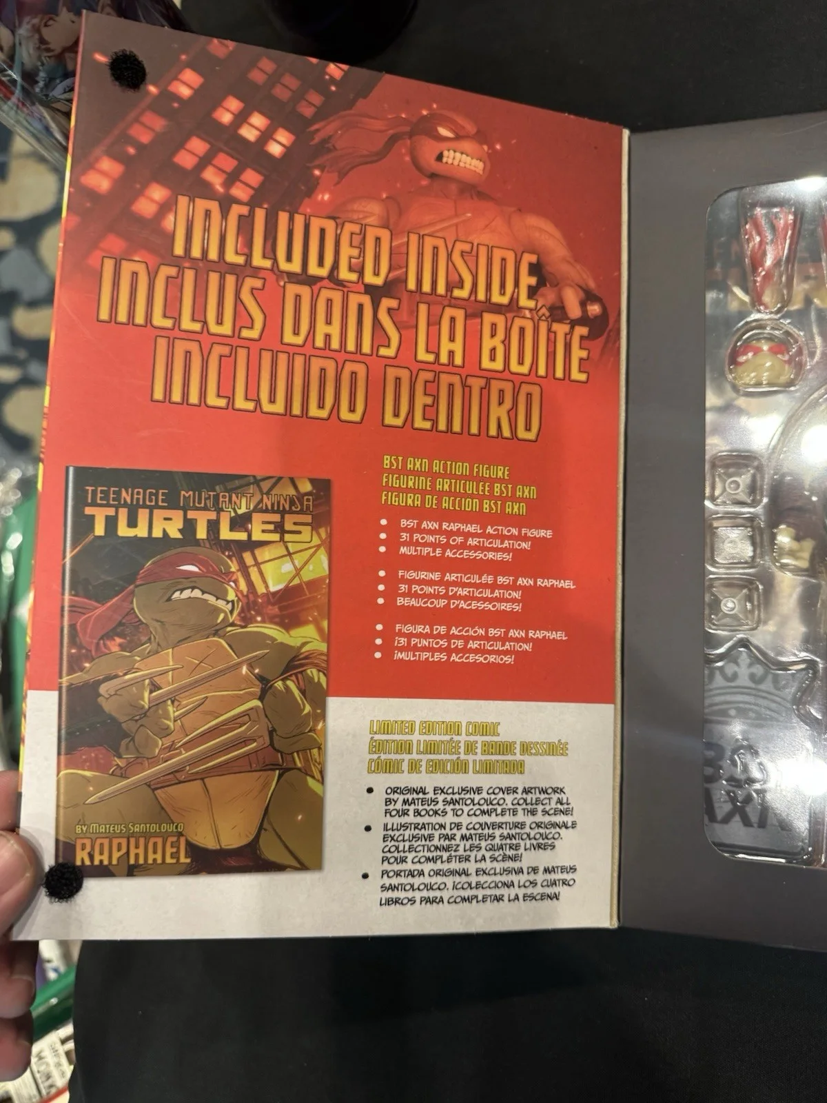 ROB PAULSEN — BST AXN TMNT Raphael Figure w/ Comic signed by Rob Paulsen, image 3