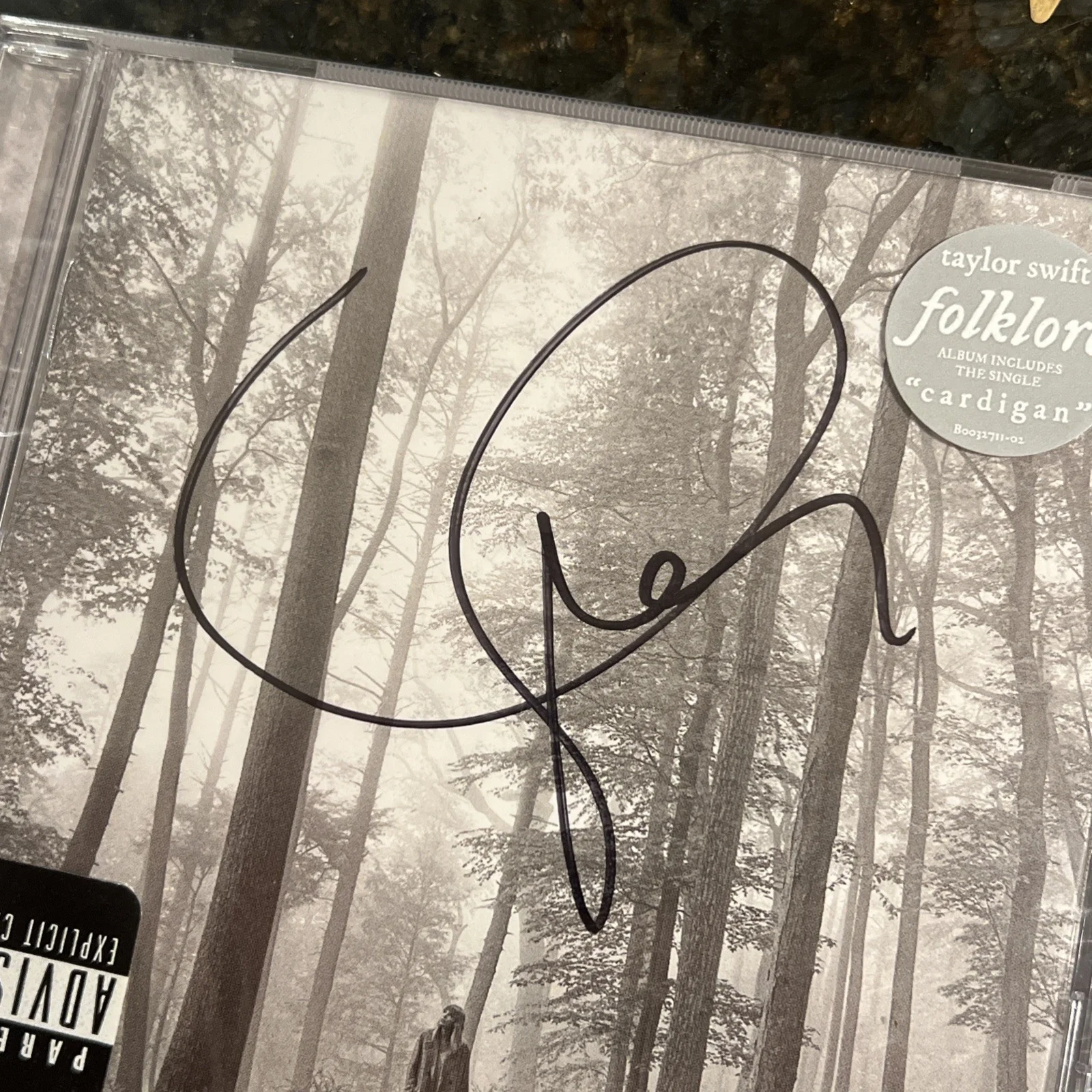 Taylor Swift SIGNED Folklore CD Sealed New With Stars Authentic, image 3